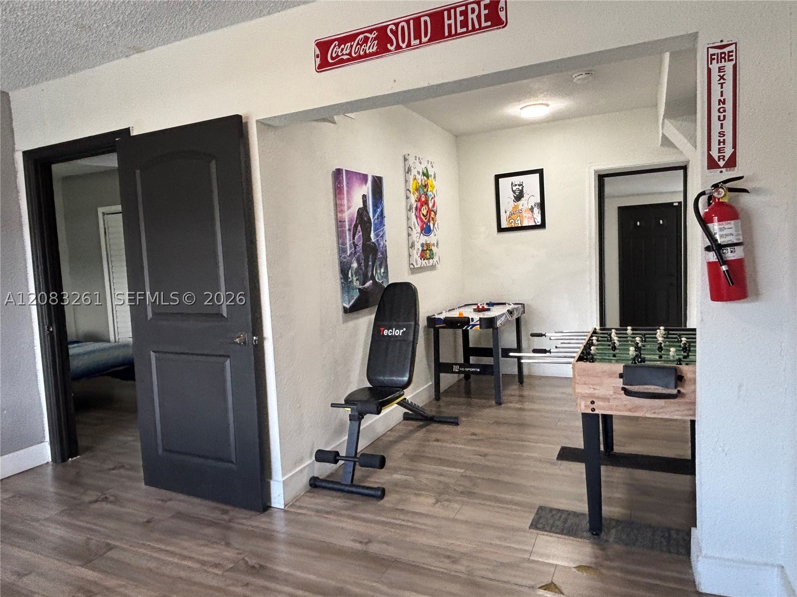 4120 NW 166th St, Miami Gardens FL 33054