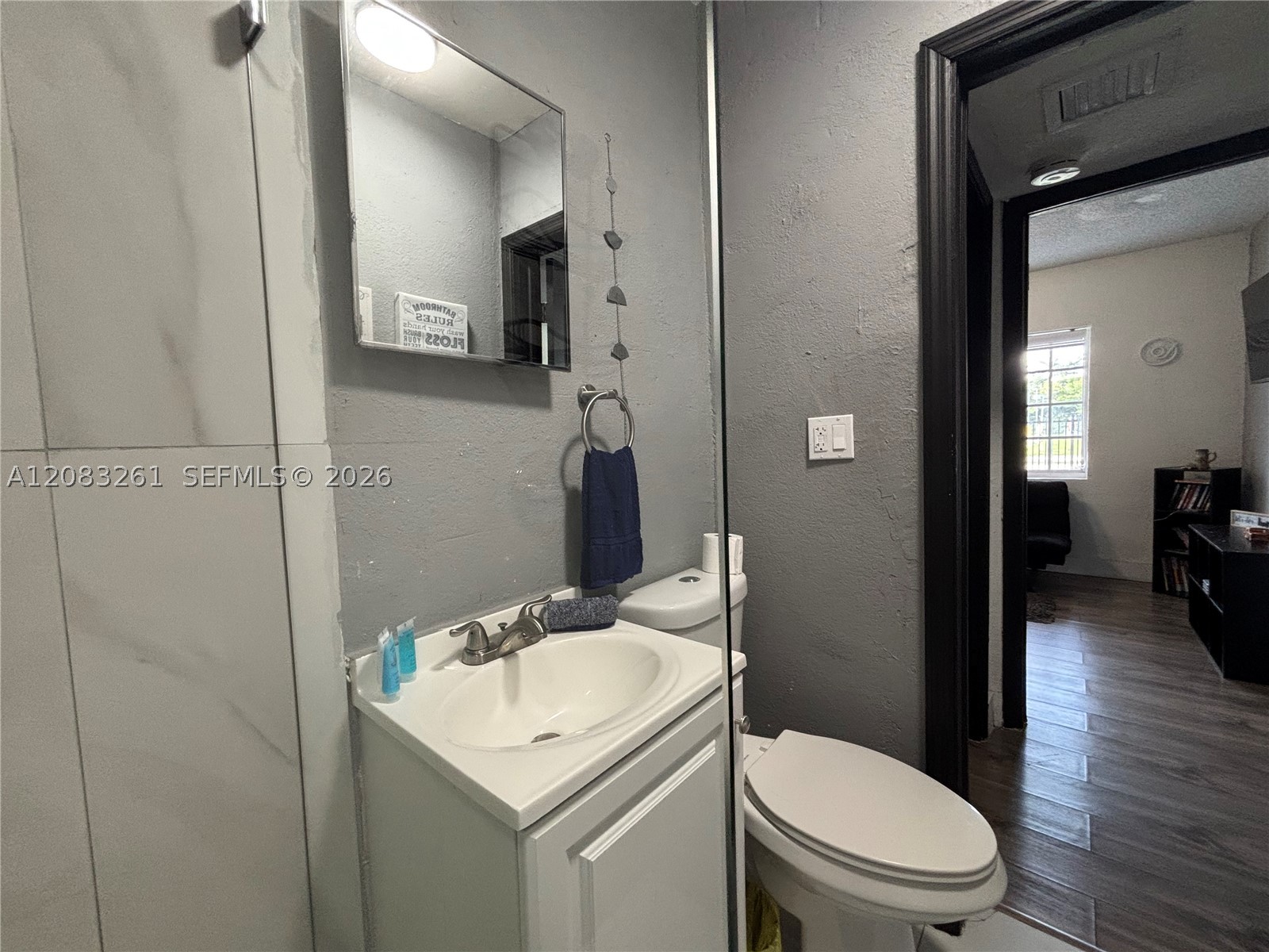 4120 NW 166th St, Miami Gardens FL 33054