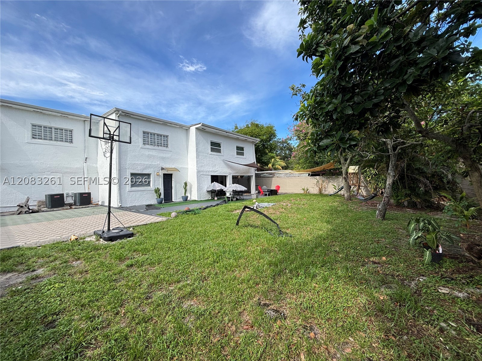 4120 NW 166th St, Miami Gardens FL 33054
