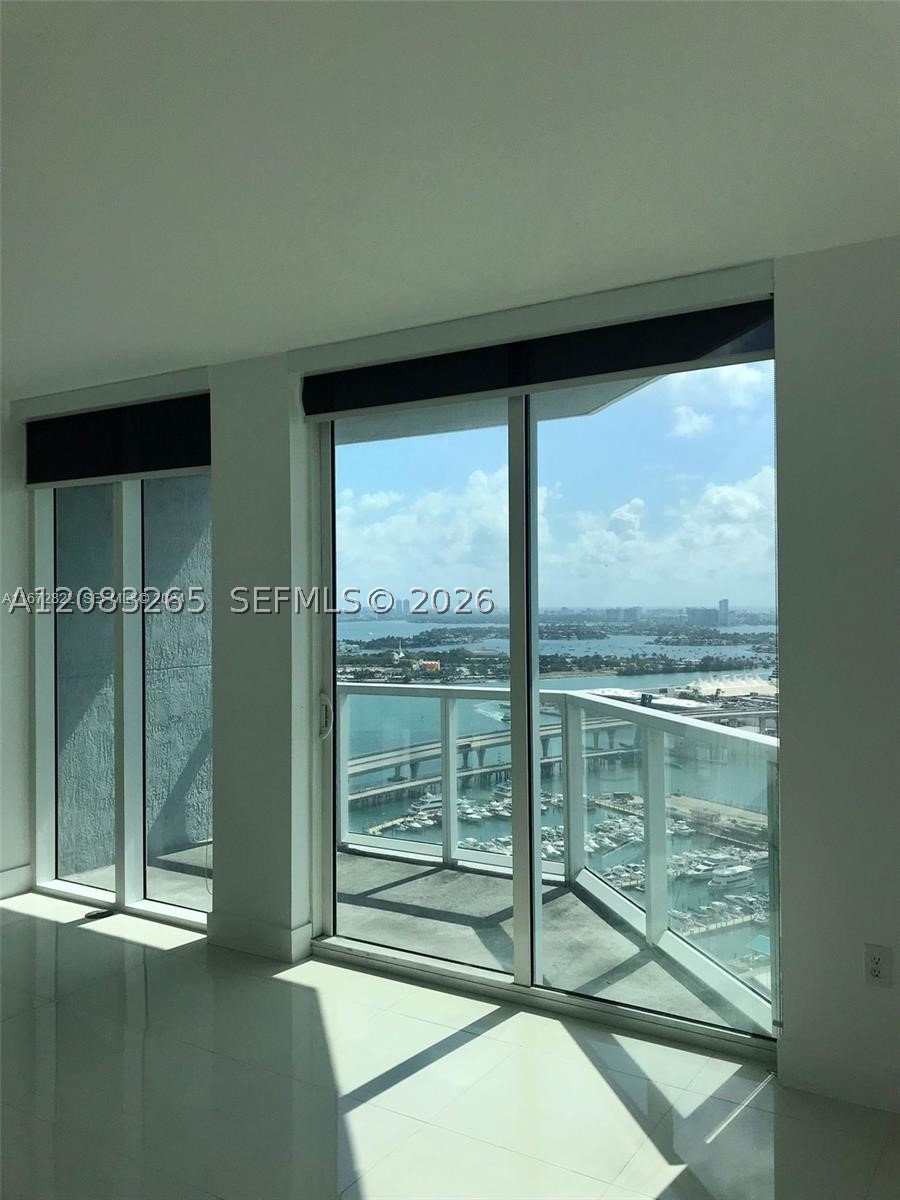 244 Biscayne Blvd #1603, Miami FL 33132