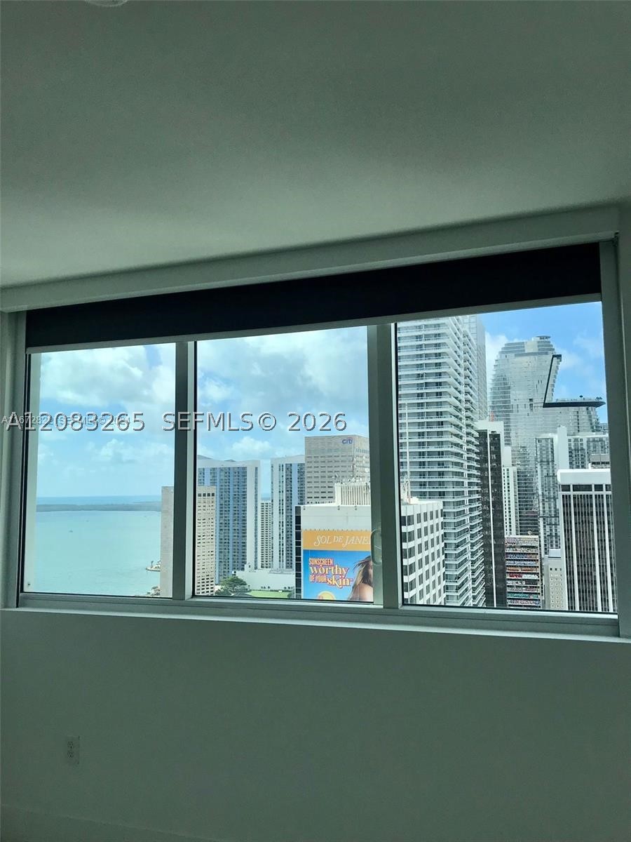244 Biscayne Blvd #1603, Miami FL 33132
