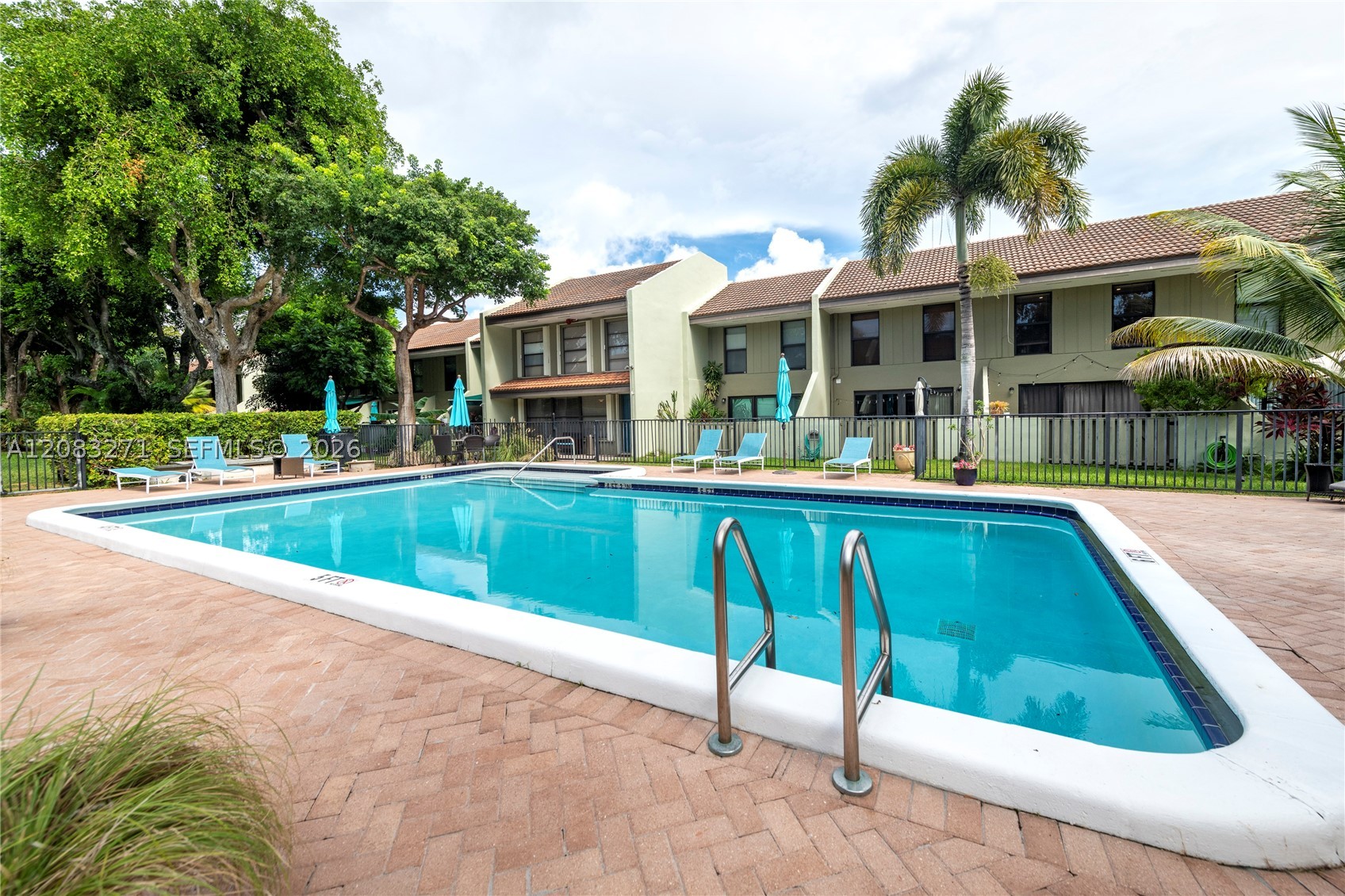 2835 NE 60th St, Fort Lauderdale FL 33308