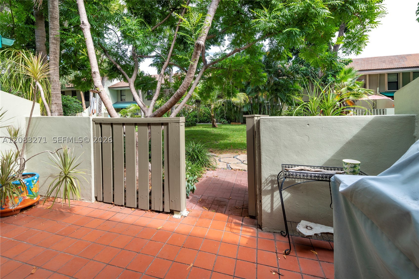 2835 NE 60th St, Fort Lauderdale FL 33308