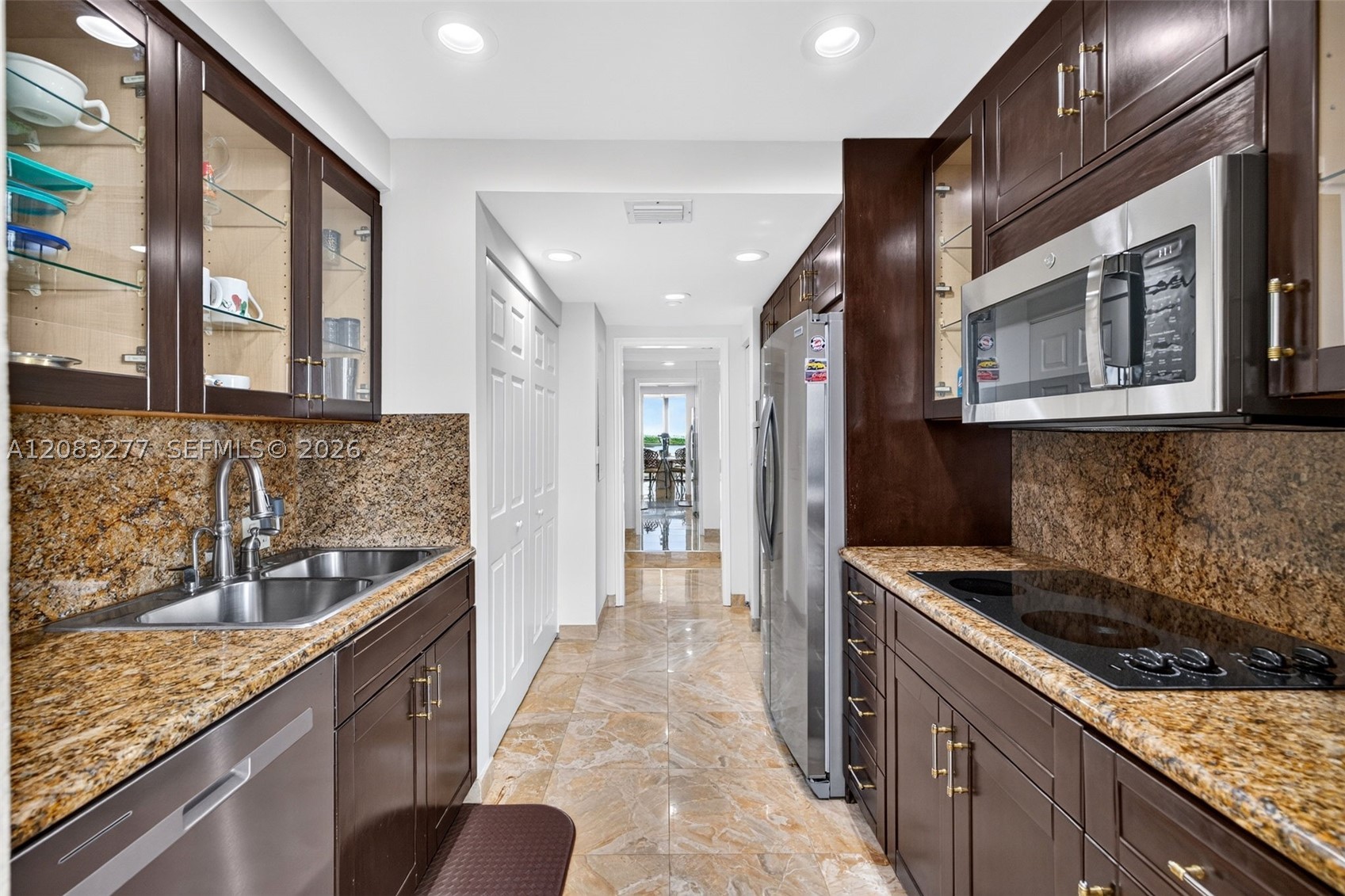 2800 Island Blvd #1202, Aventura FL 33160