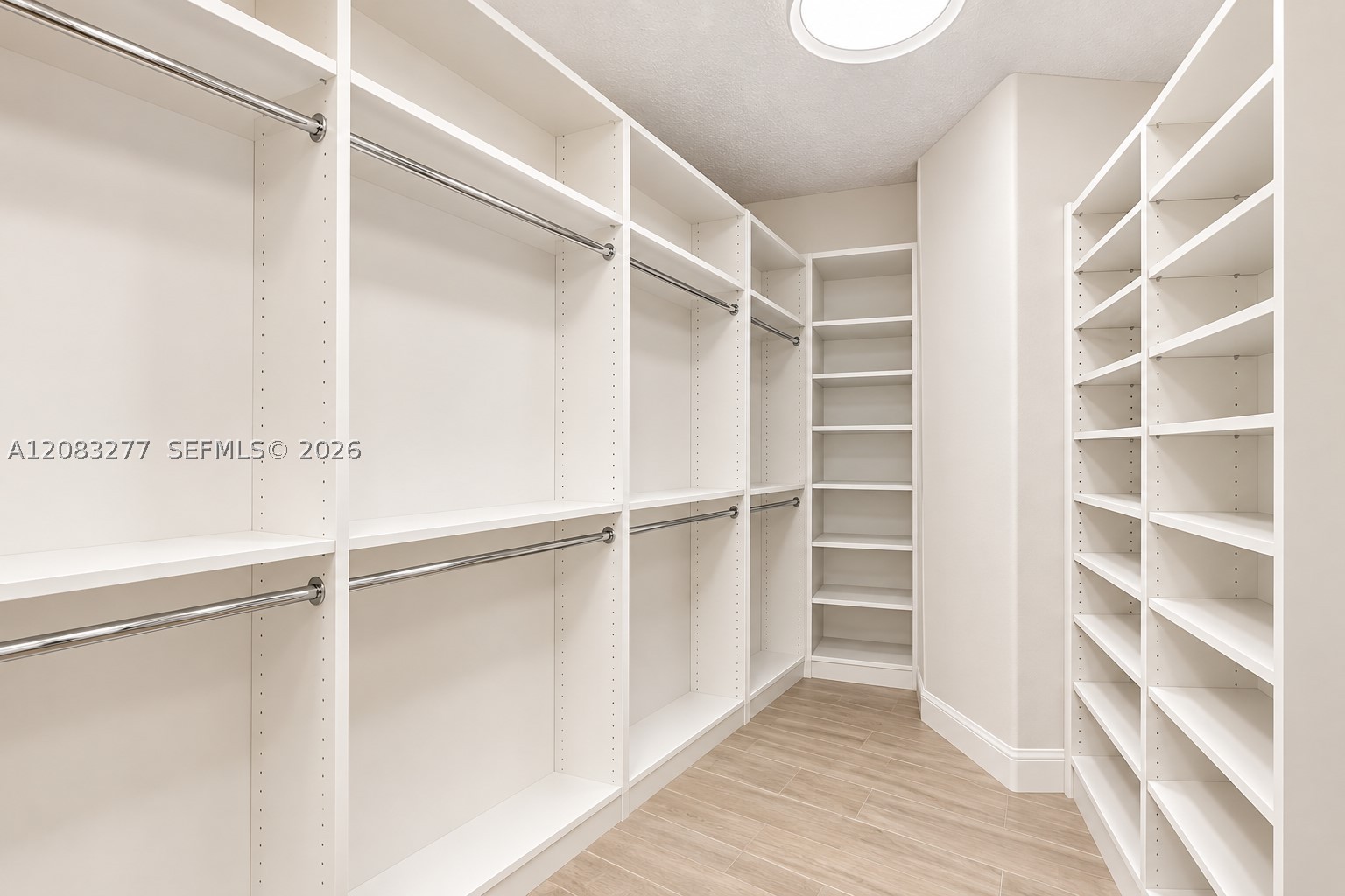 2800 Island Blvd #1202, Aventura FL 33160
