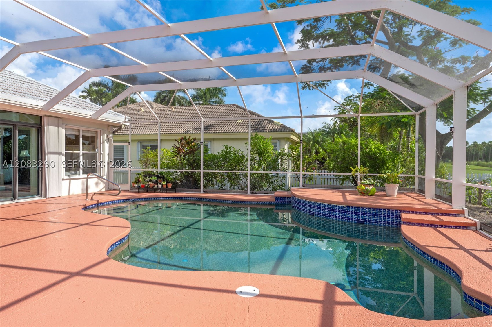 2825 Fairways Dr, Homestead FL 33035