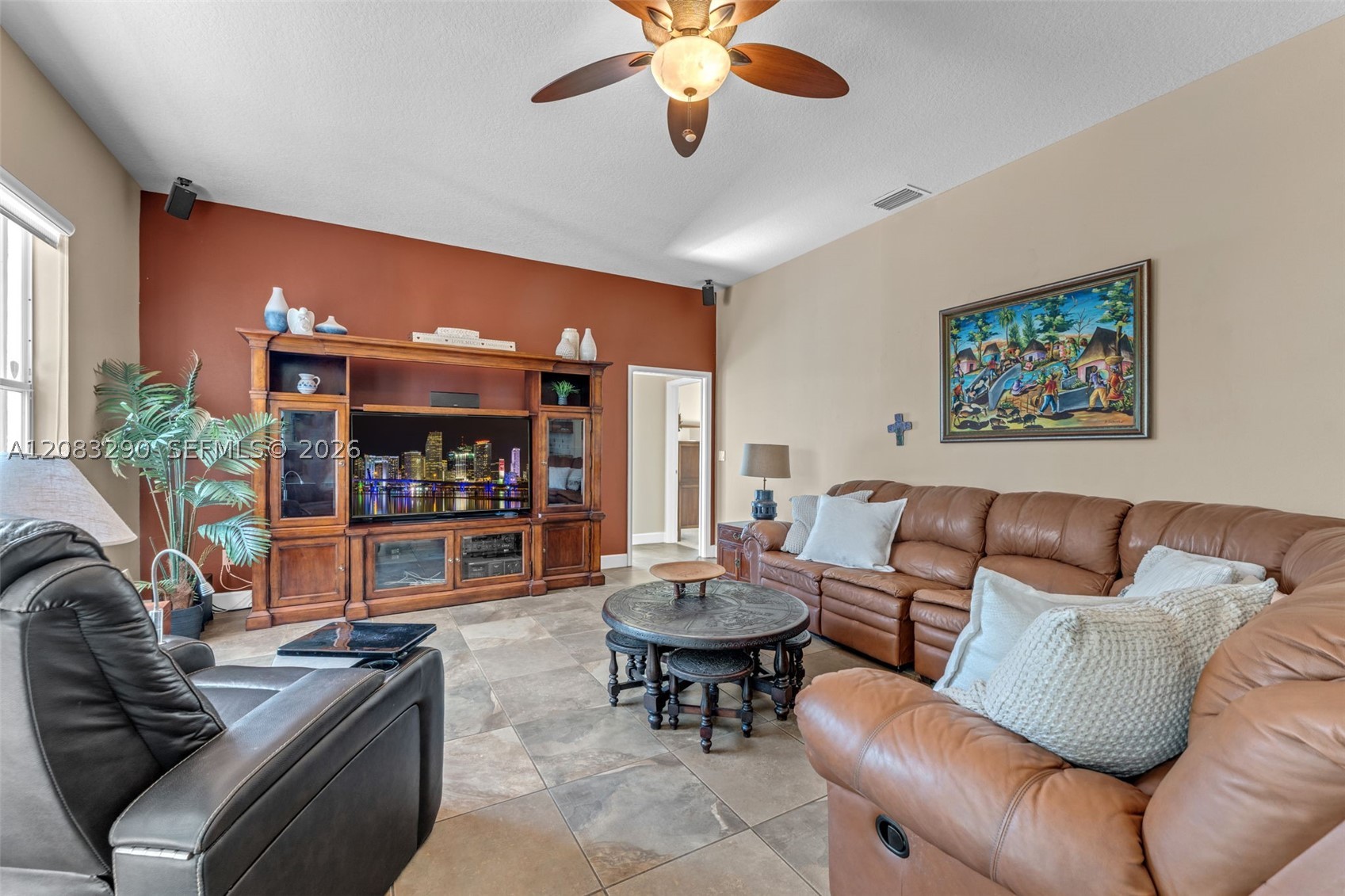 2825 Fairways Dr, Homestead FL 33035
