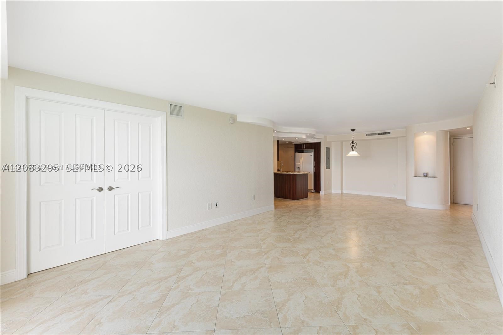 13155 Ixora Ct #905, North Miami FL 33181