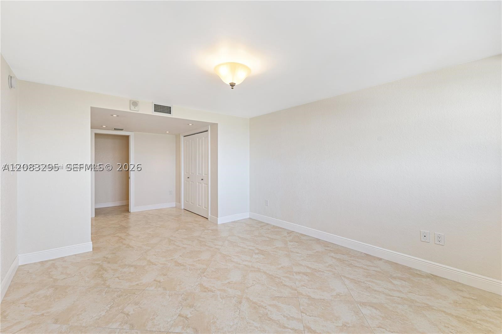 13155 Ixora Ct #905, North Miami FL 33181