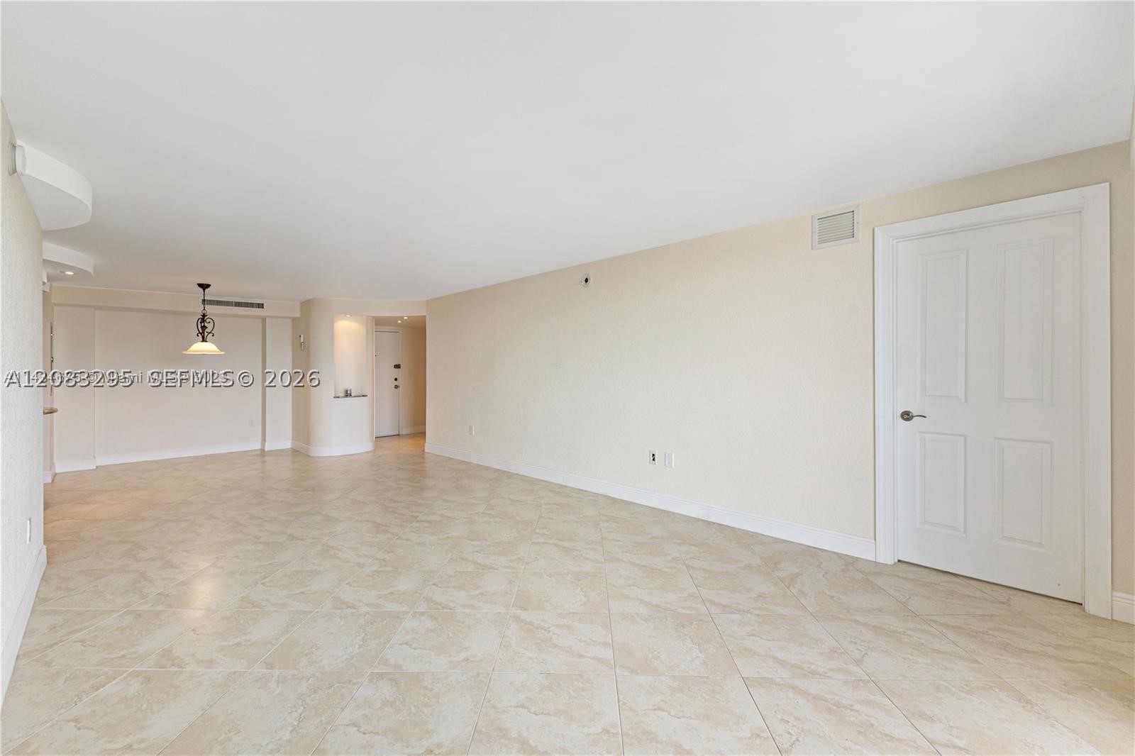 13155 Ixora Ct #905, North Miami FL 33181