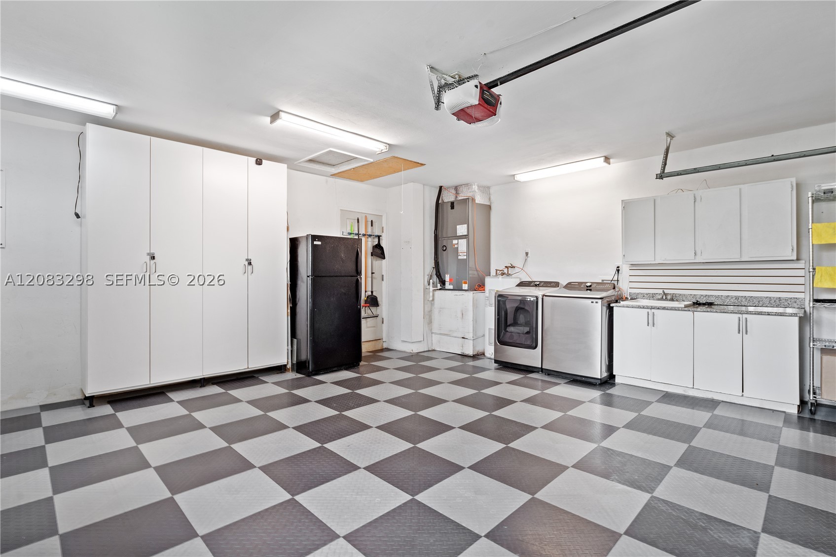 649 Layne Blvd, Hallandale Beach FL 33009