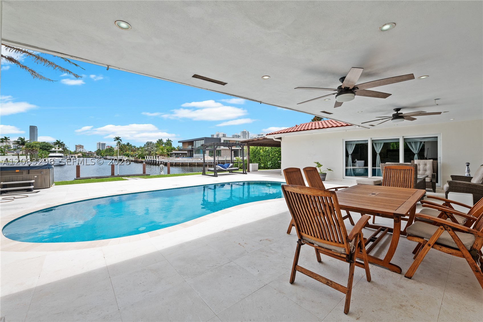 649 Layne Blvd, Hallandale Beach FL 33009