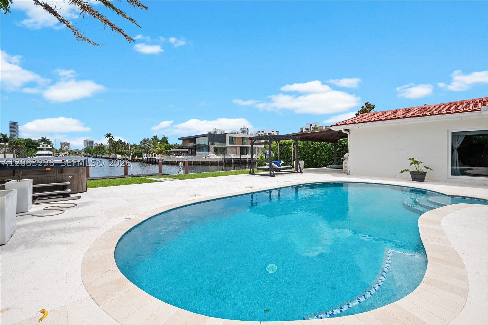 649 Layne Blvd, Hallandale Beach FL 33009