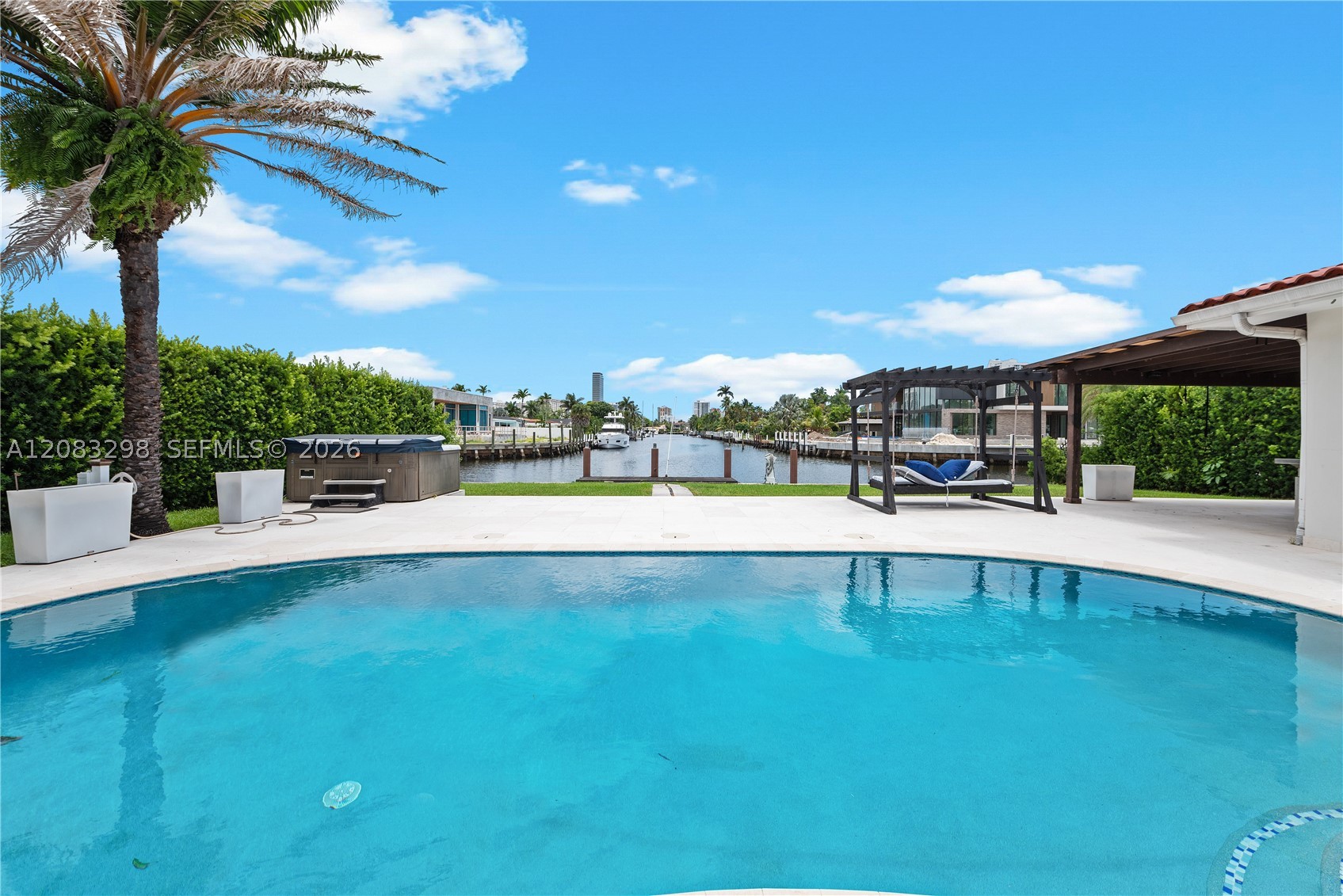649 Layne Blvd, Hallandale Beach FL 33009