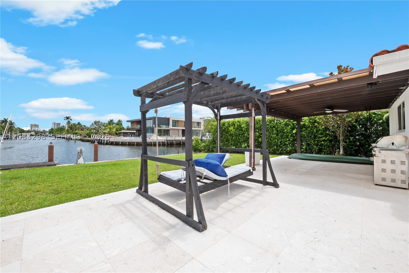 649 Layne Blvd, Hallandale Beach FL 33009