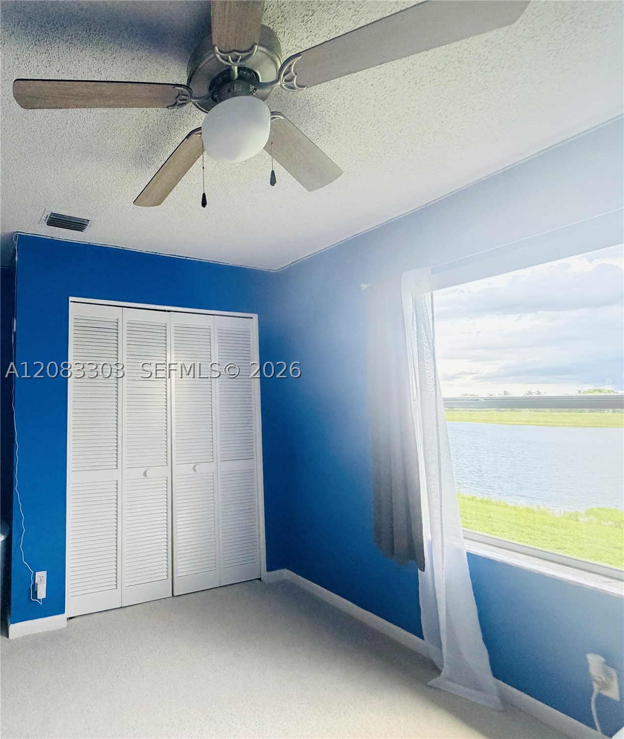 10664 Oak Lake Way, Boca Raton FL 33498