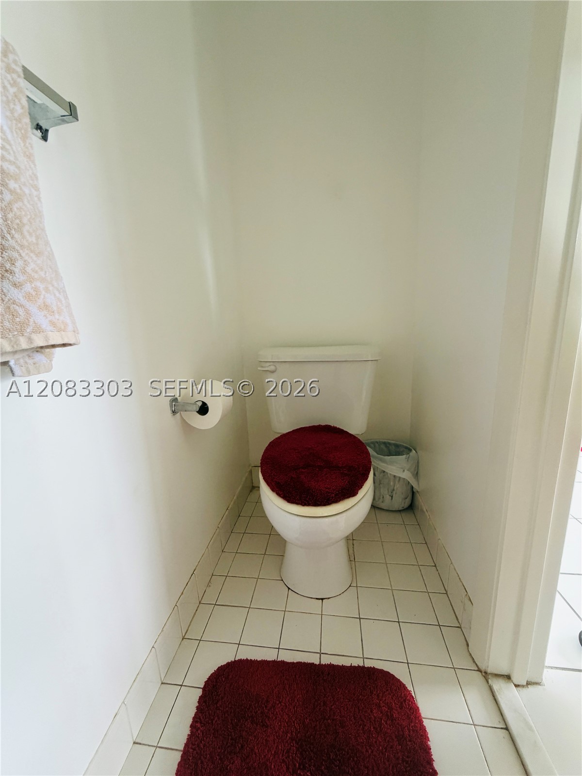 10664 Oak Lake Way, Boca Raton FL 33498