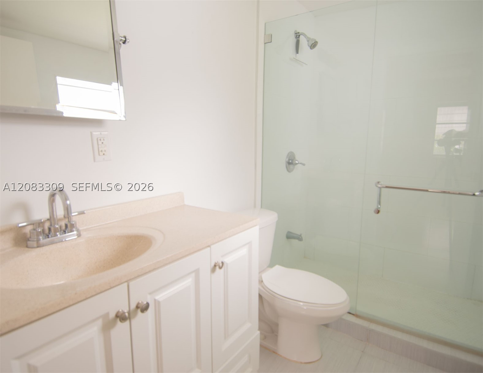 6090 SW 27th St, Miami FL 33155