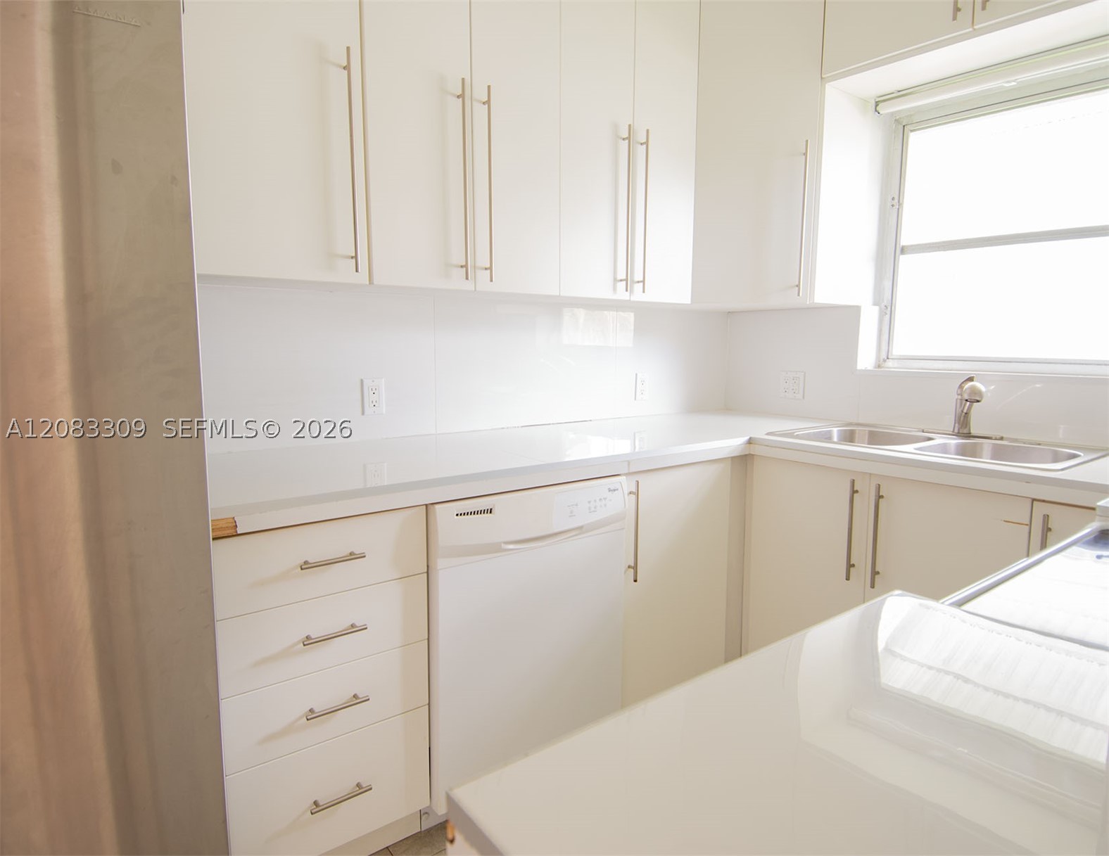 6090 SW 27th St, Miami FL 33155