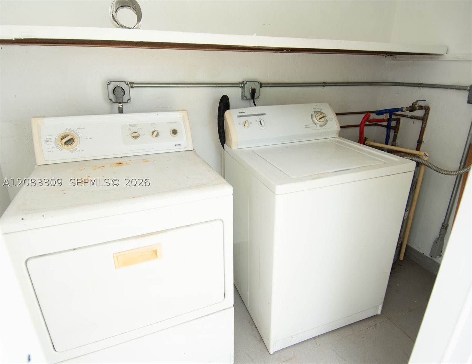 6090 SW 27th St, Miami FL 33155