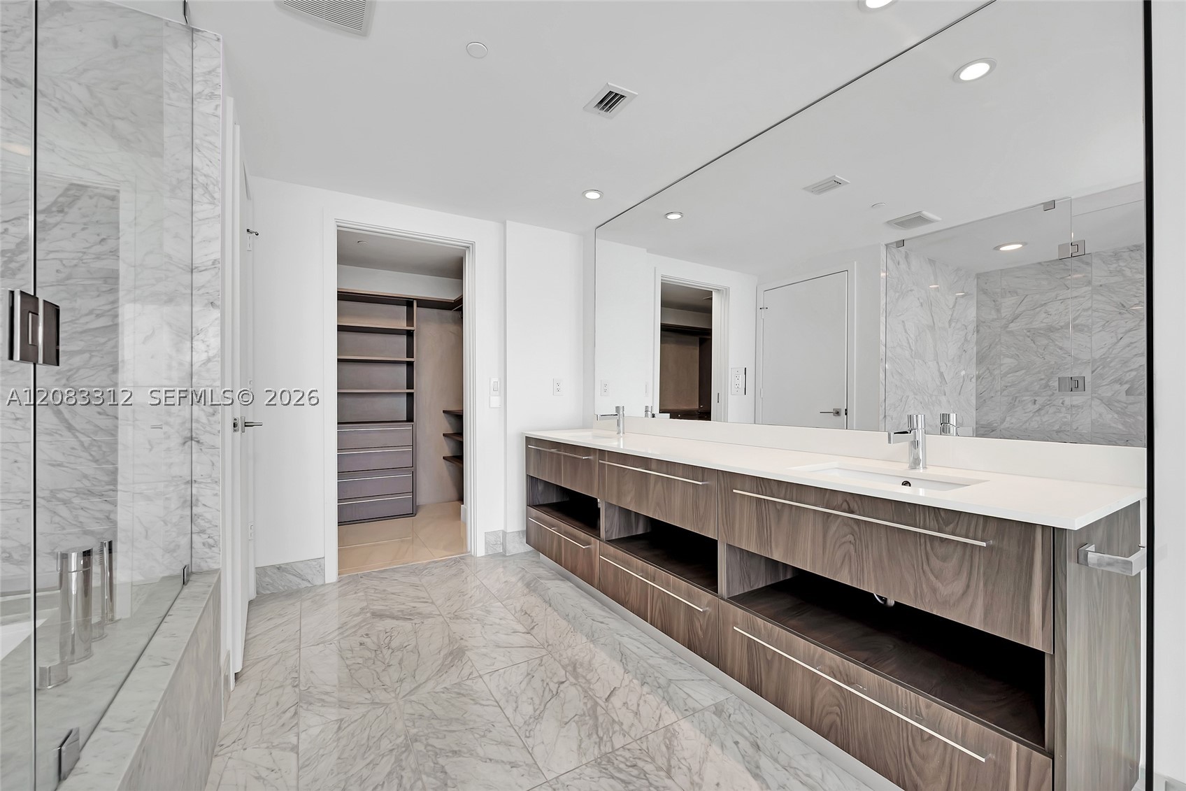 3131 NE 7th Ave #1806, Miami FL 33137