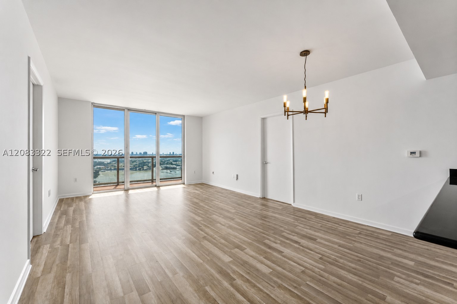 50 Biscayne Blvd #4704, Miami FL 33132