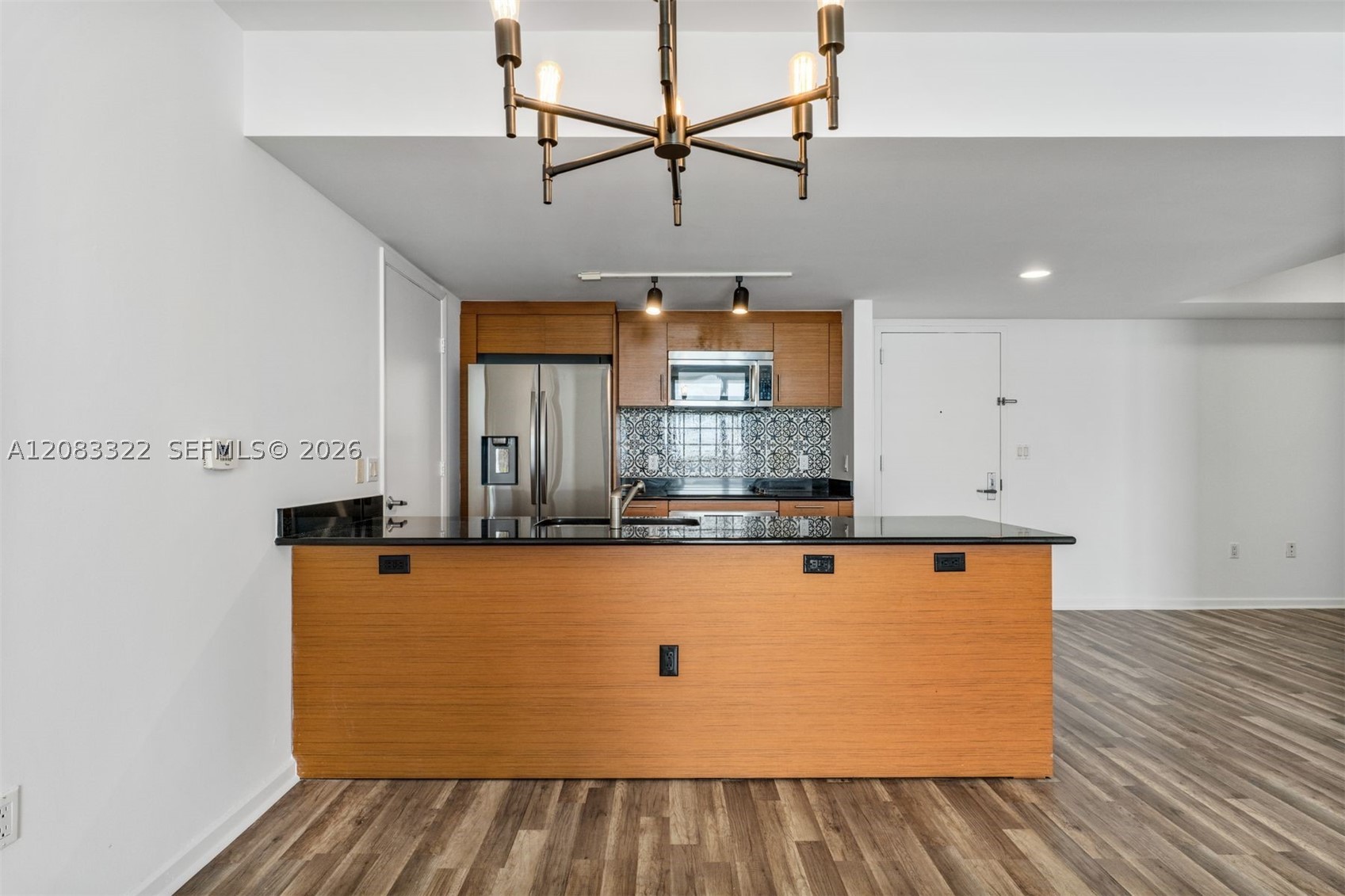 50 Biscayne Blvd #4704, Miami FL 33132