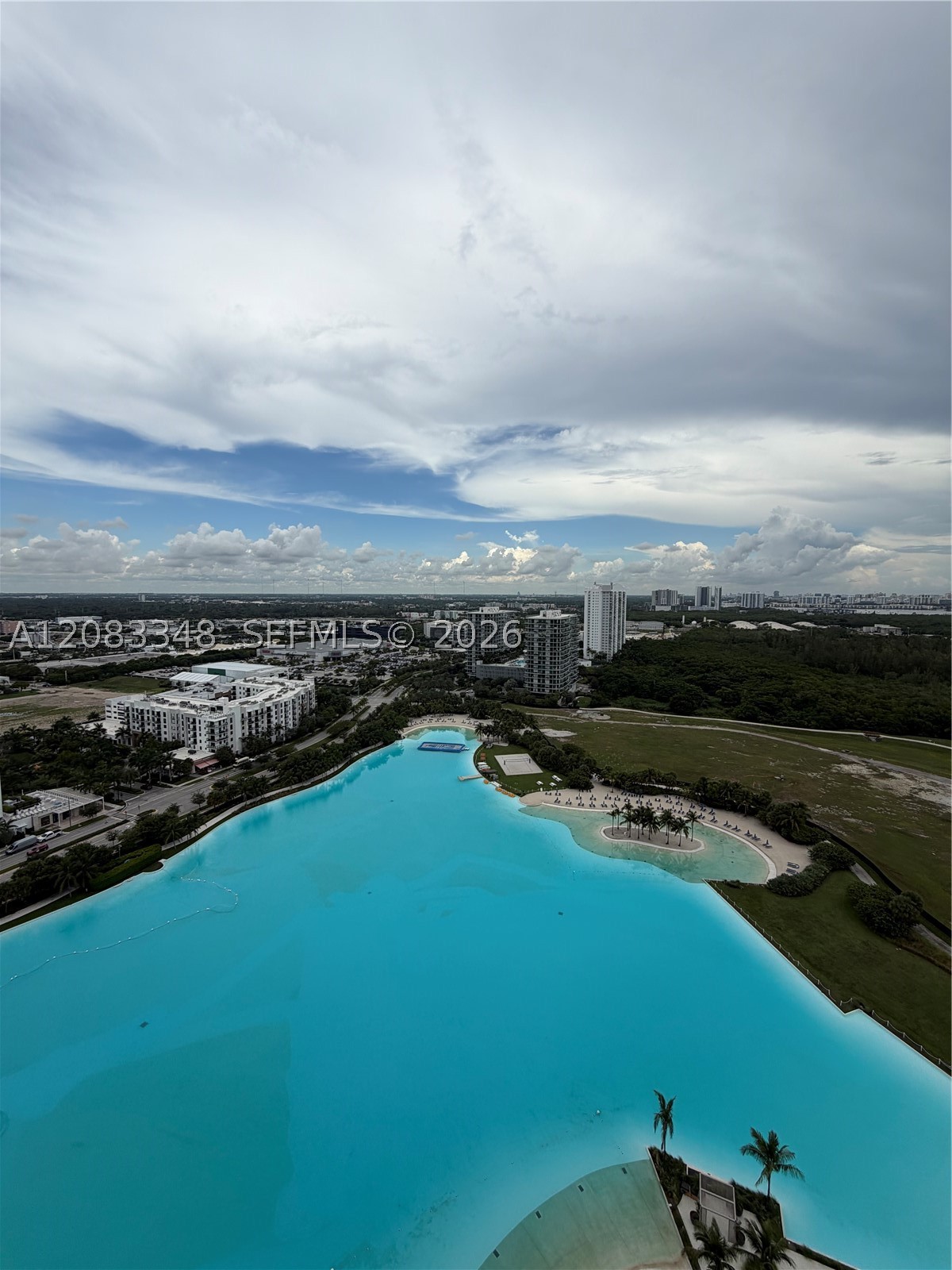 2411 Laguna Cir #2307, North Miami FL 33181