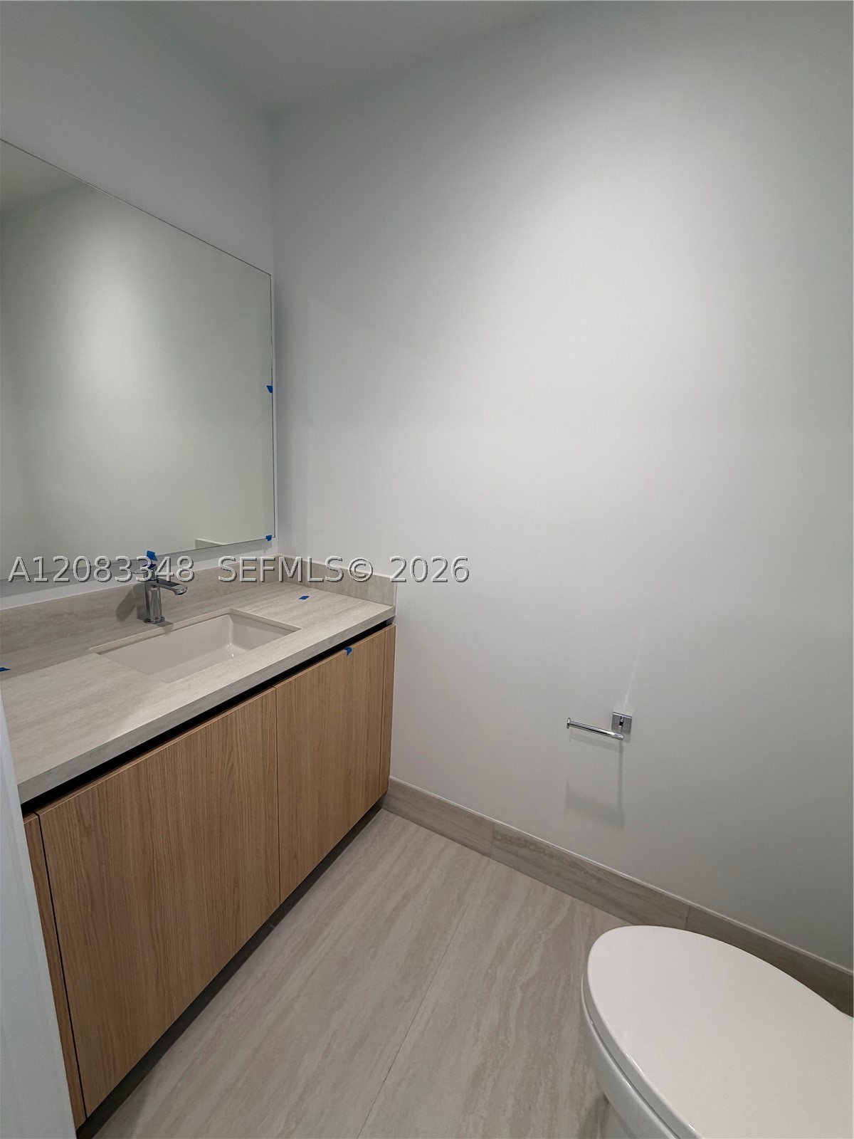 2411 Laguna Cir #2307, North Miami FL 33181