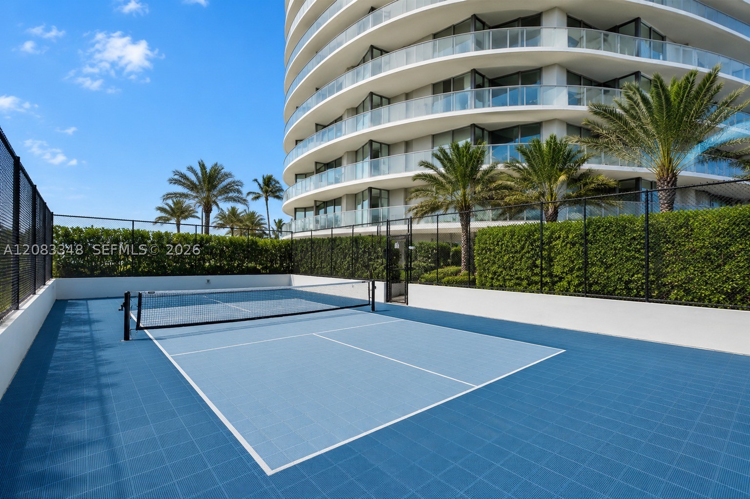 2411 Laguna Cir #2307, North Miami FL 33181