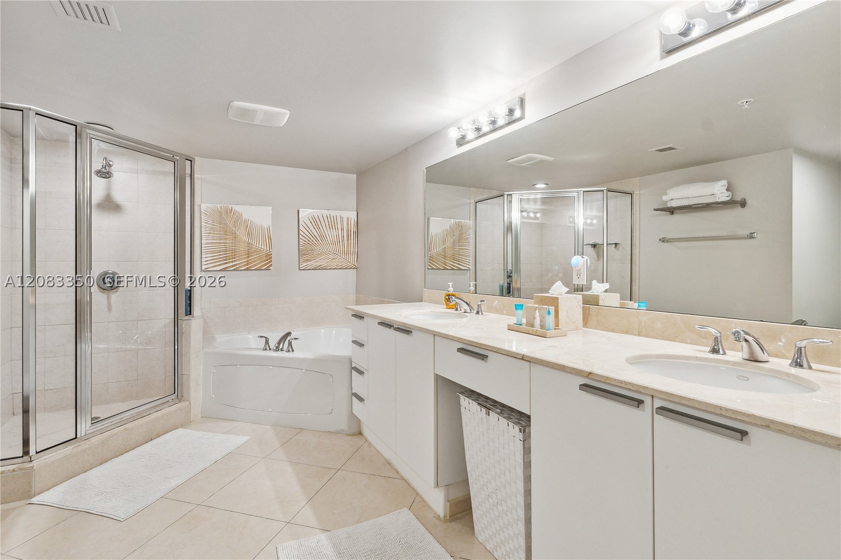 16699 Collins Ave #1904, Sunny Isles Beach FL 33160