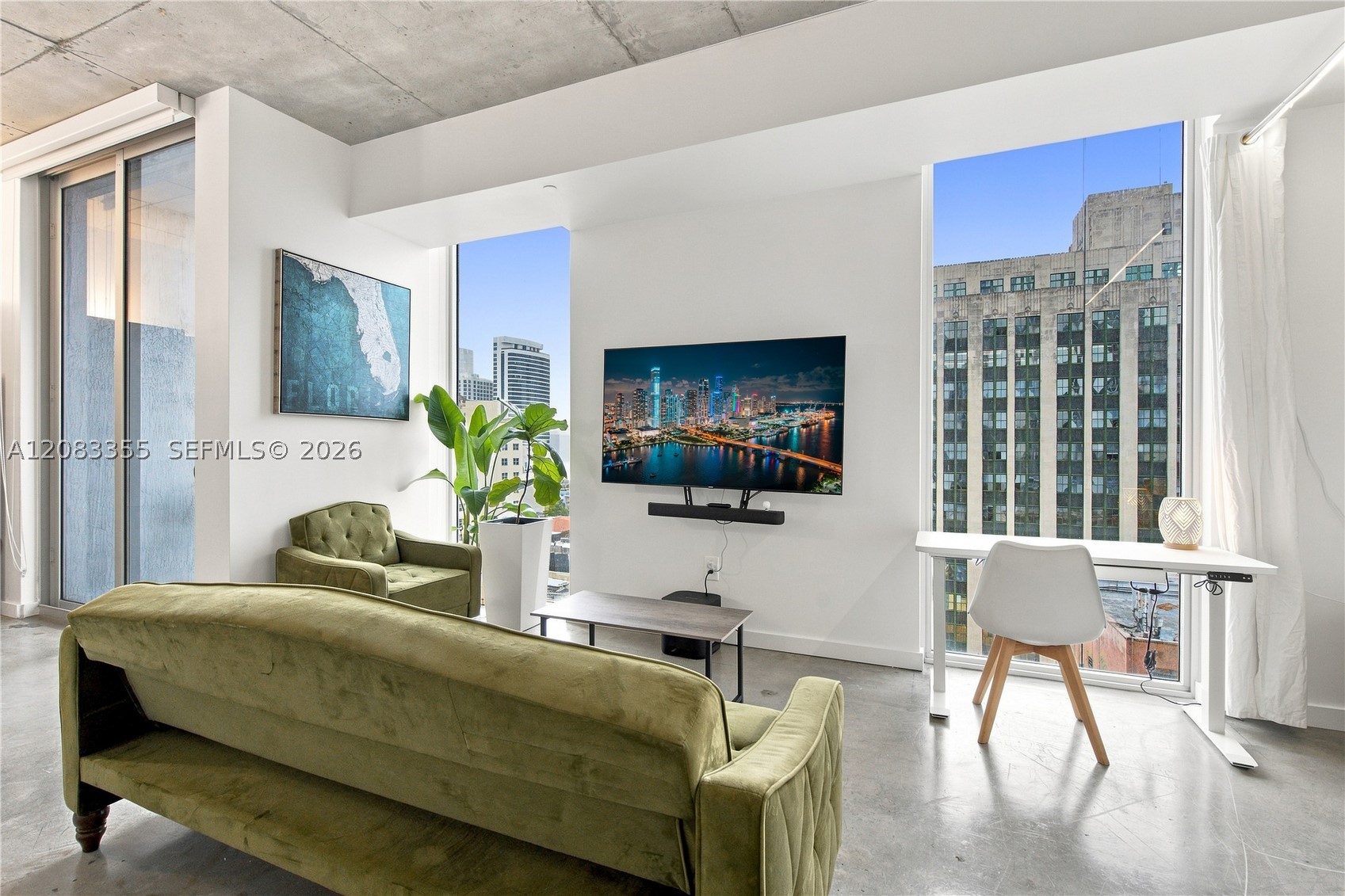 151 SE 1st St #1508, Miami FL 33131