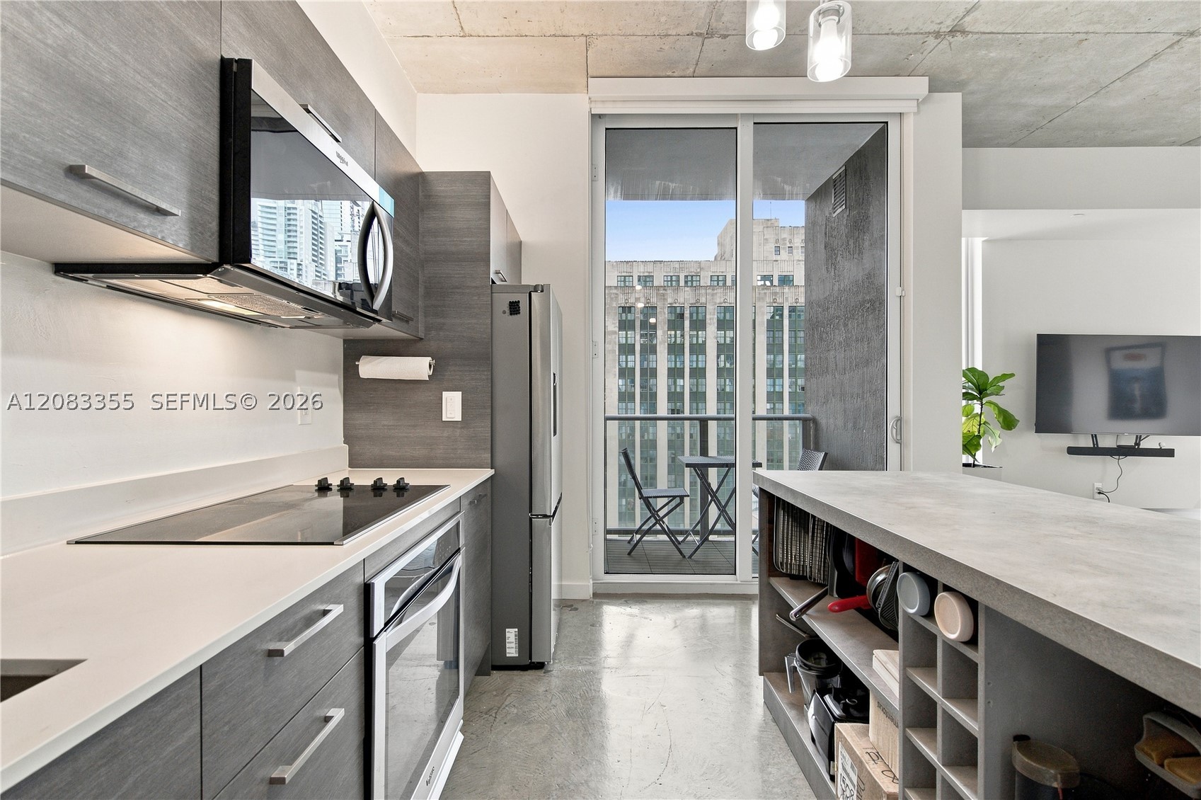 151 SE 1st St #1508, Miami FL 33131