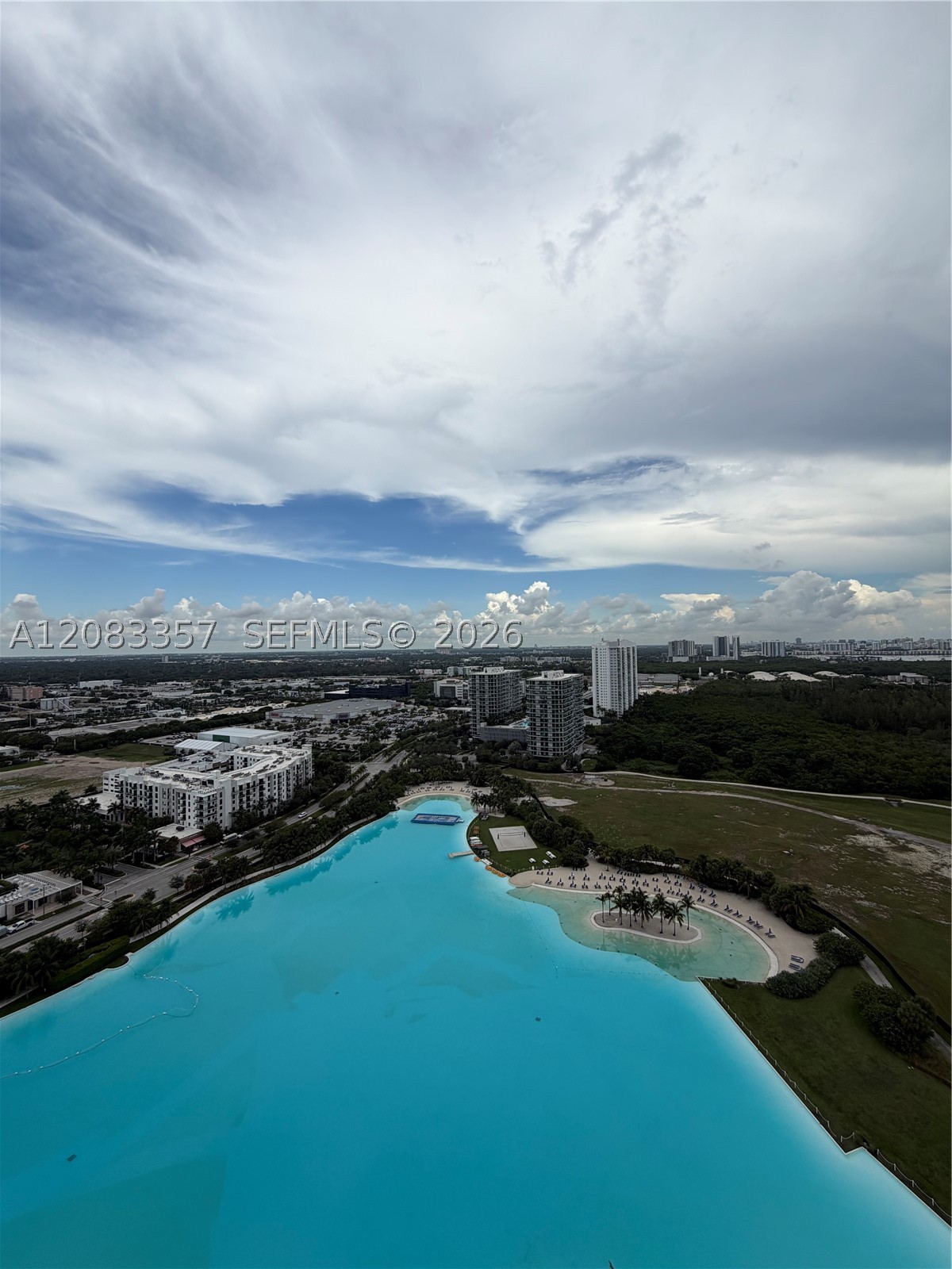 2411 Laguna Cir #2508, North Miami FL 33181