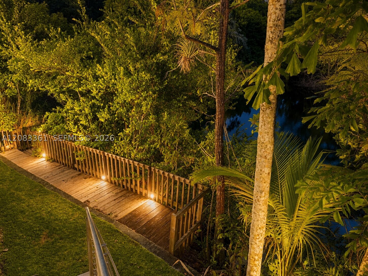 6025 SW 72nd Avenue, Miami FL 33143