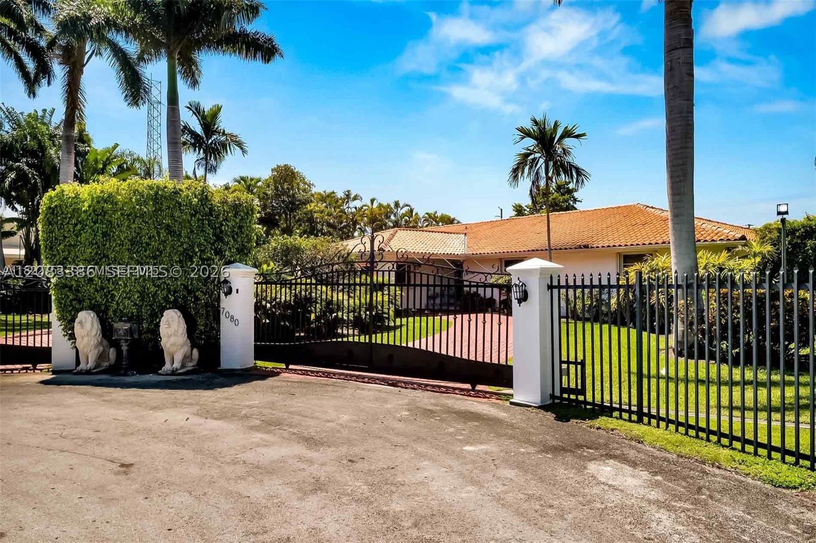 7080 SW 98th Ave, Miami FL 33173