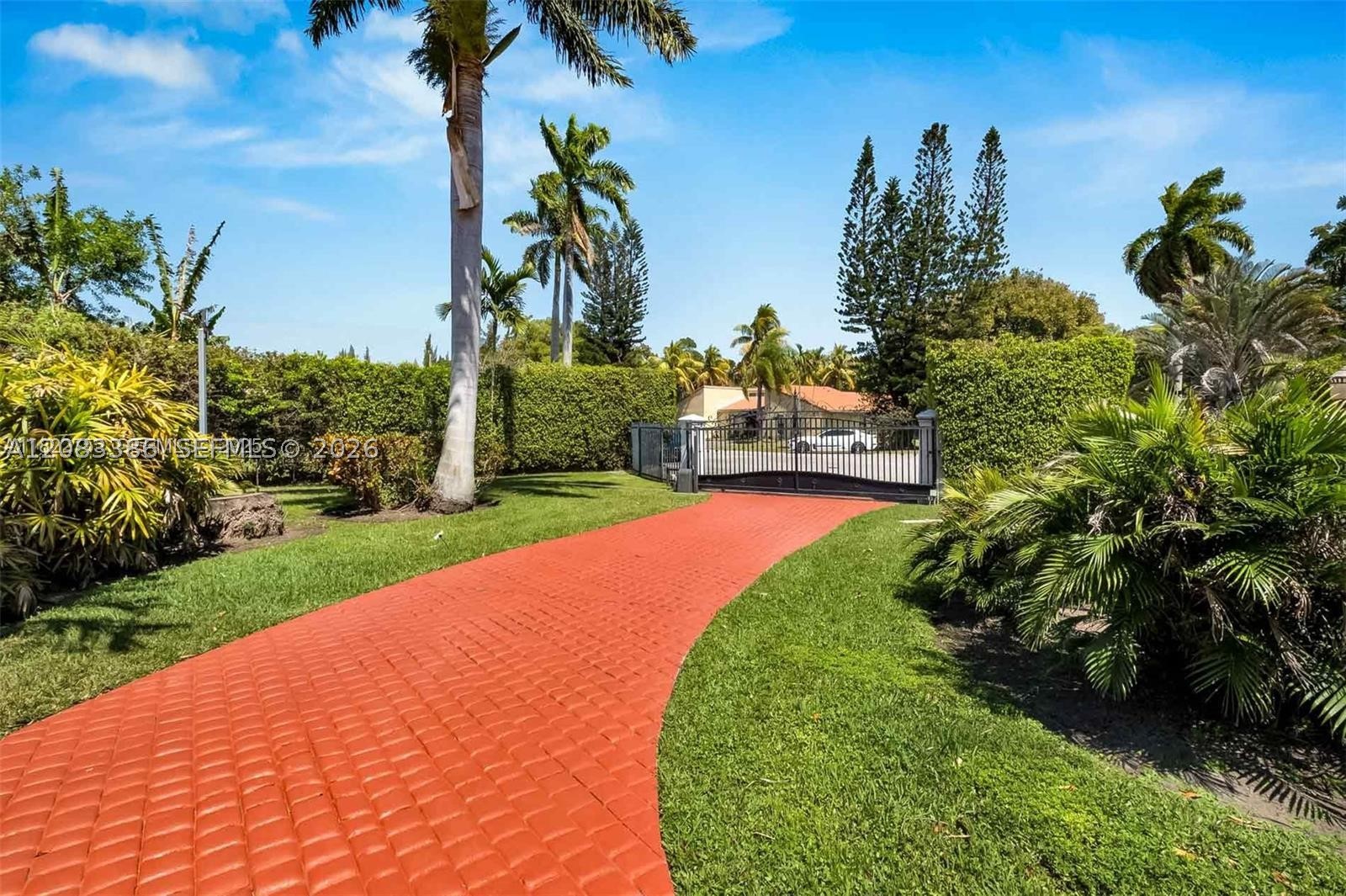 7080 SW 98th Ave, Miami FL 33173