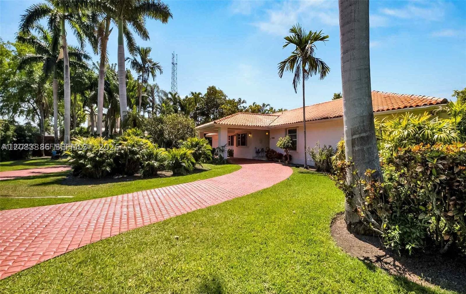 7080 SW 98th Ave, Miami FL 33173