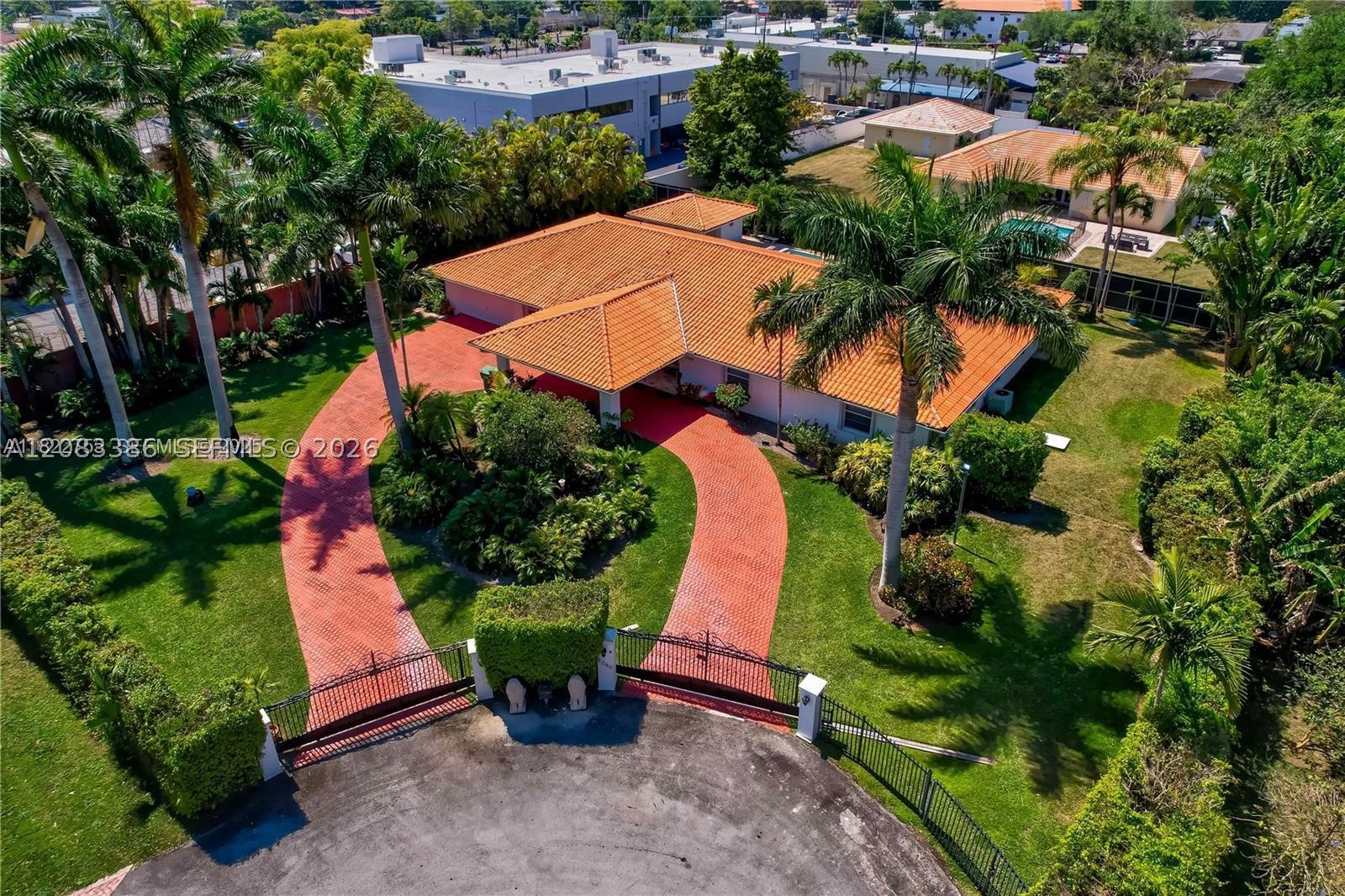 7080 SW 98th Ave, Miami FL 33173