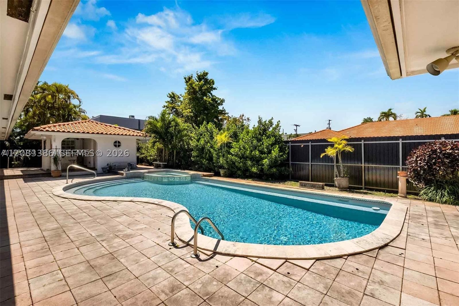 7080 SW 98th Ave, Miami FL 33173