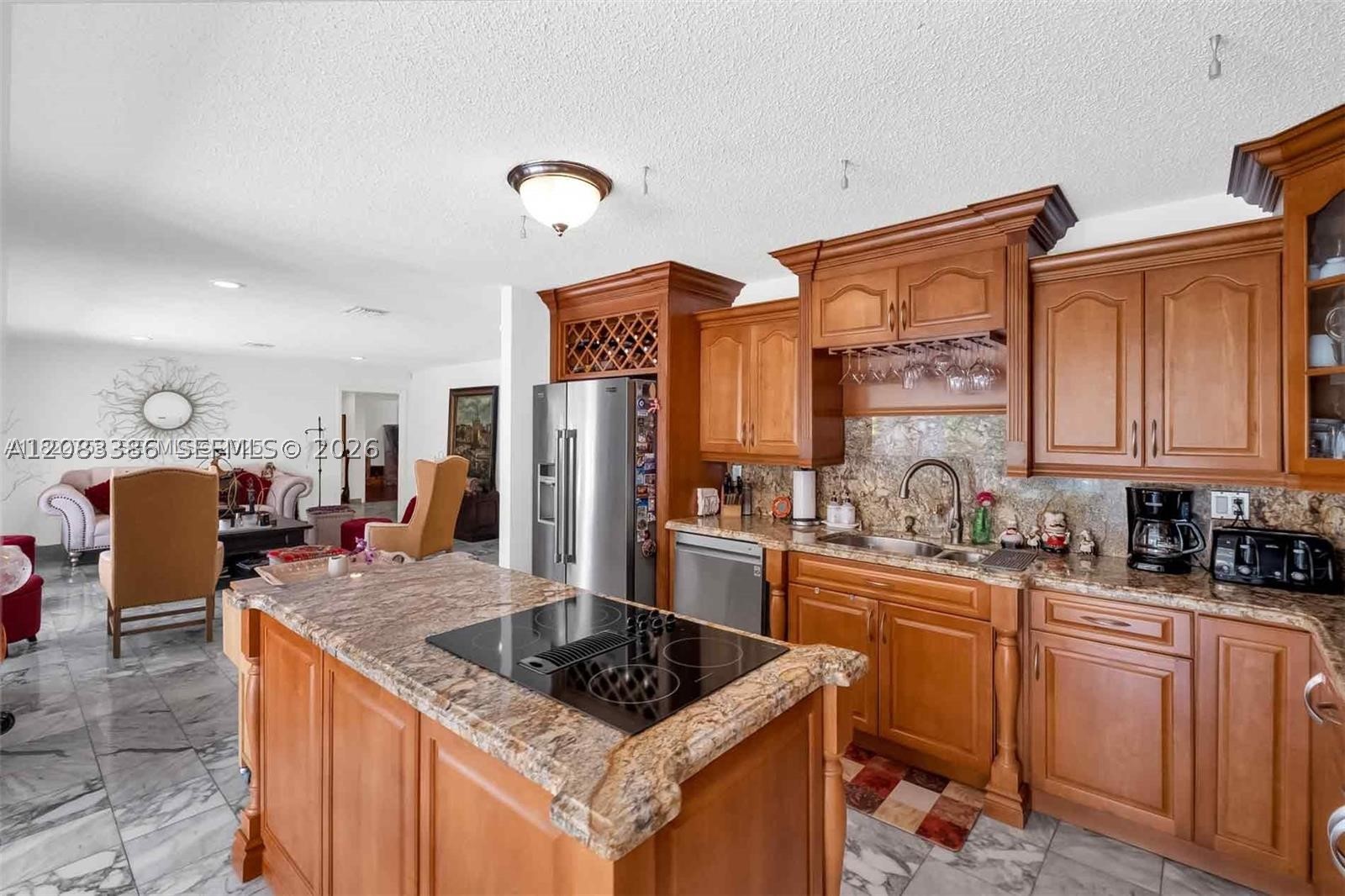 7080 SW 98th Ave, Miami FL 33173