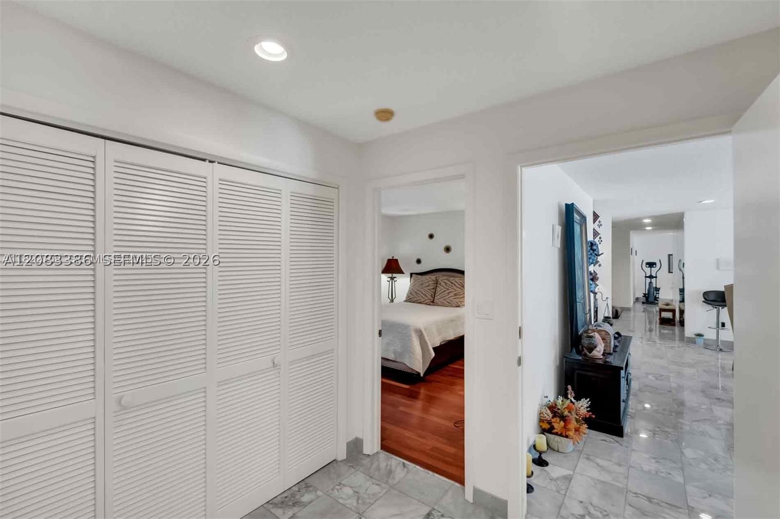 7080 SW 98th Ave, Miami FL 33173