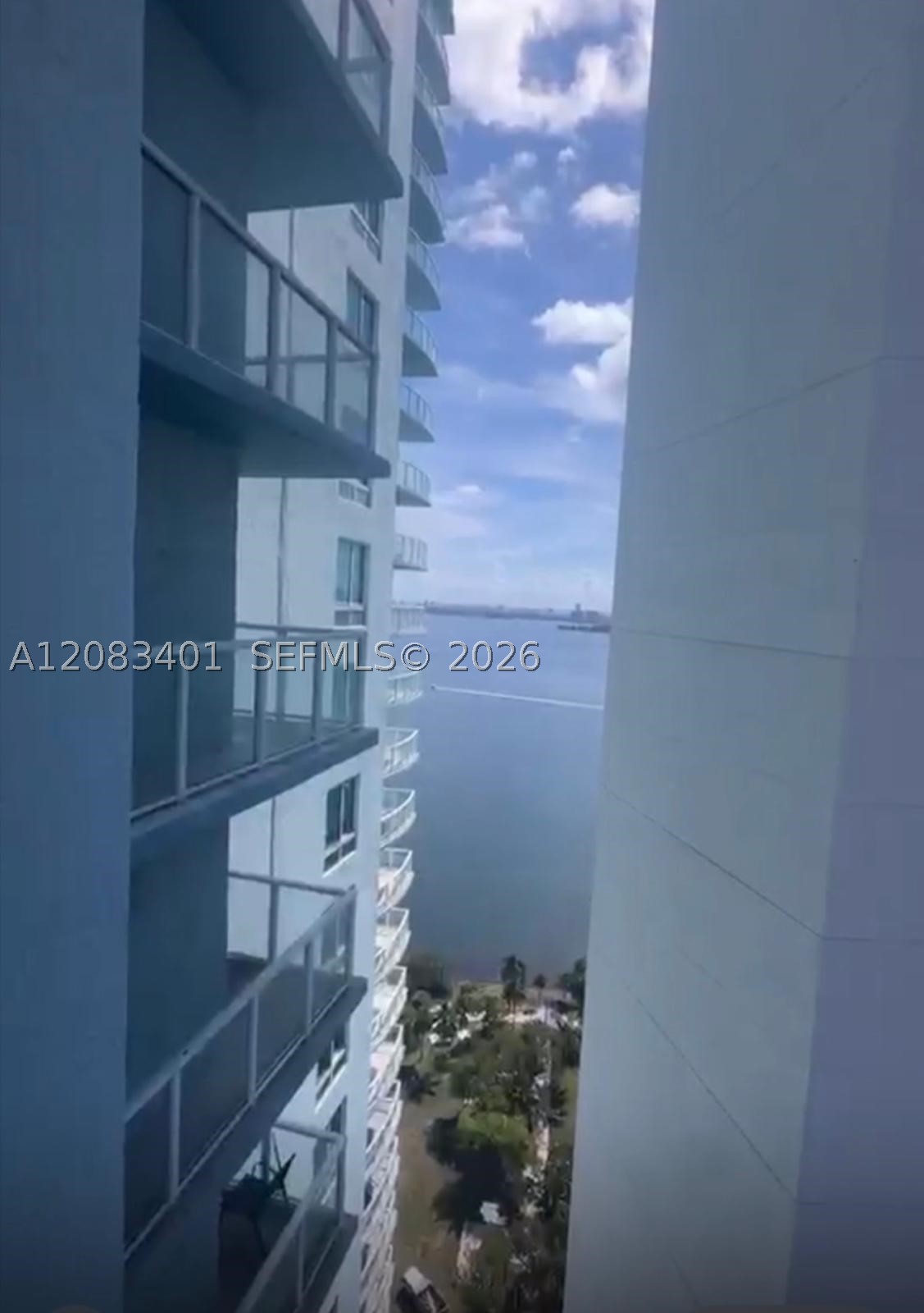 1900 N Bayshore Dr #3007, Miami FL 33132