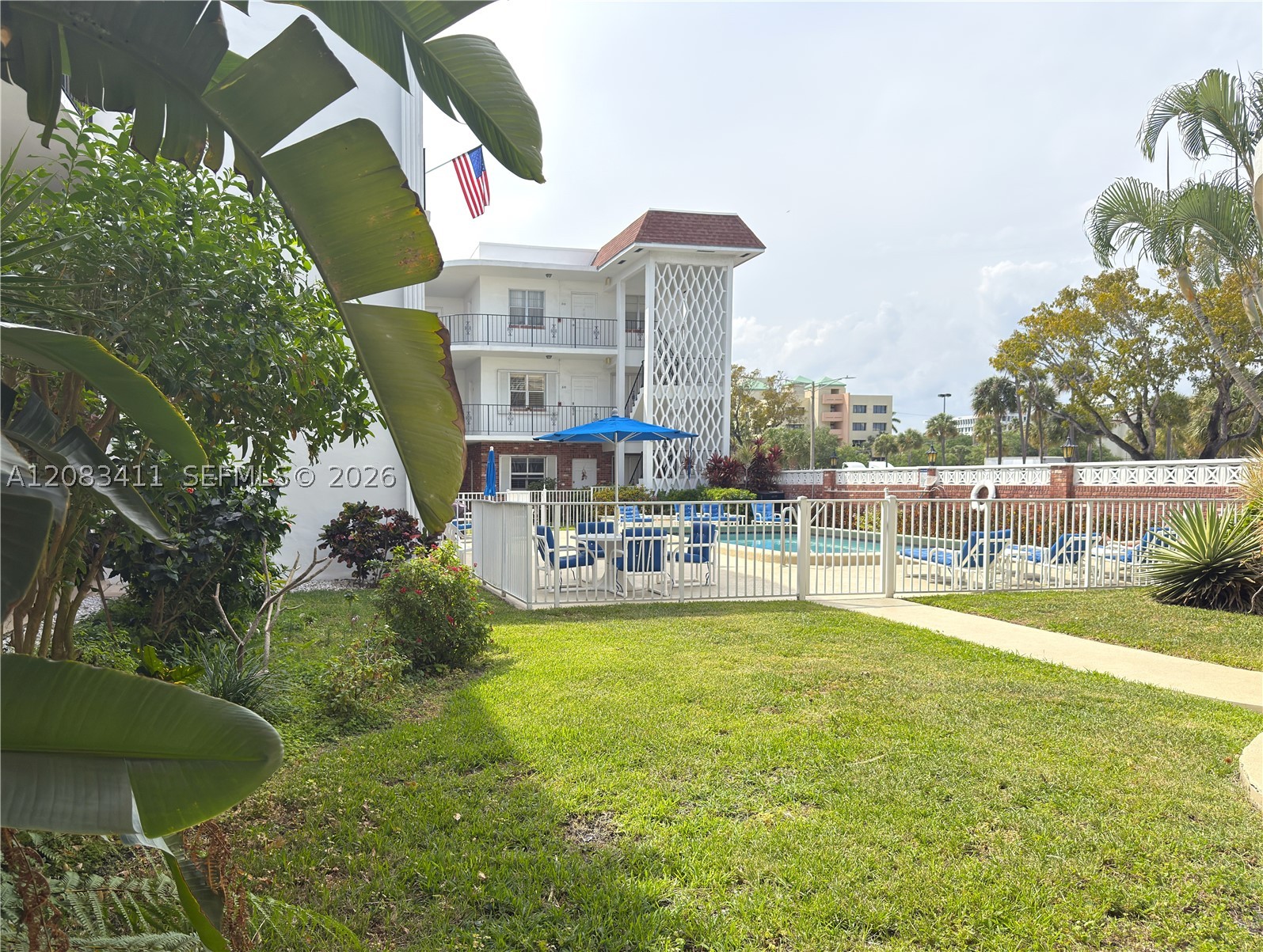 2340 NE 9th St #210, Fort Lauderdale FL 33304
