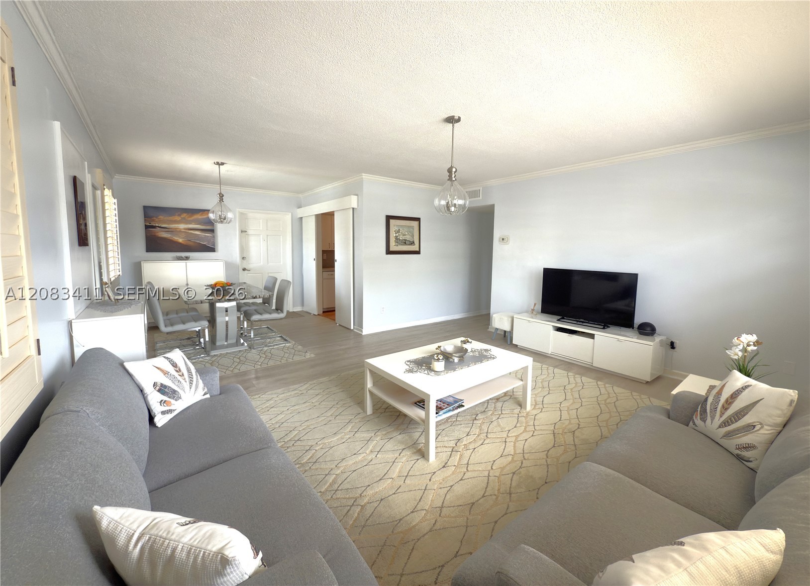2340 NE 9th St #210, Fort Lauderdale FL 33304