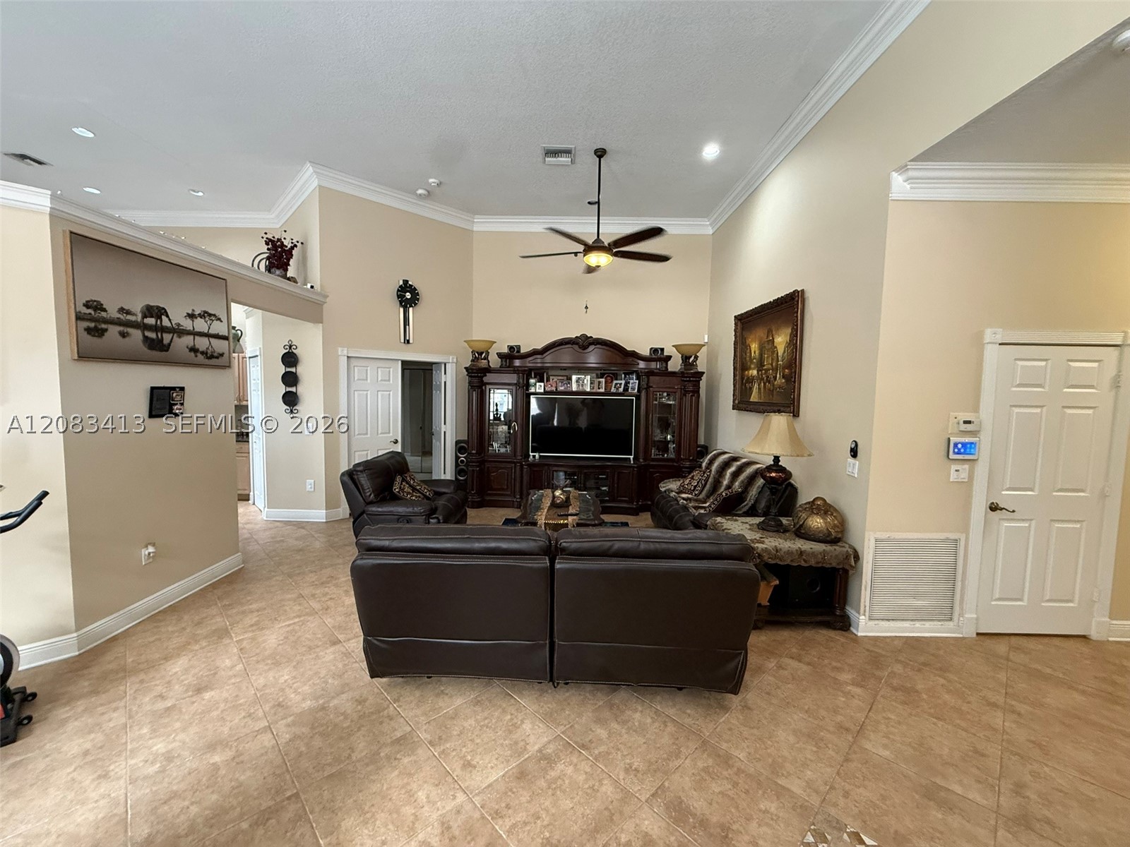 7705 Highlands Cir, Margate FL 33063