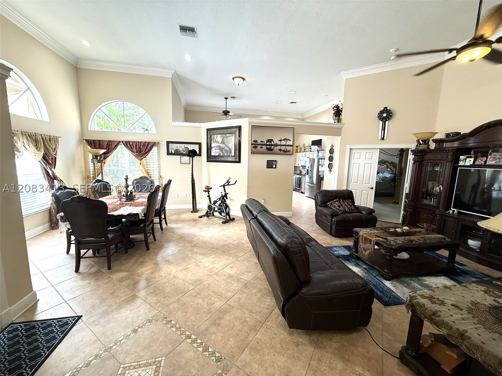 7705 Highlands Cir, Margate FL 33063