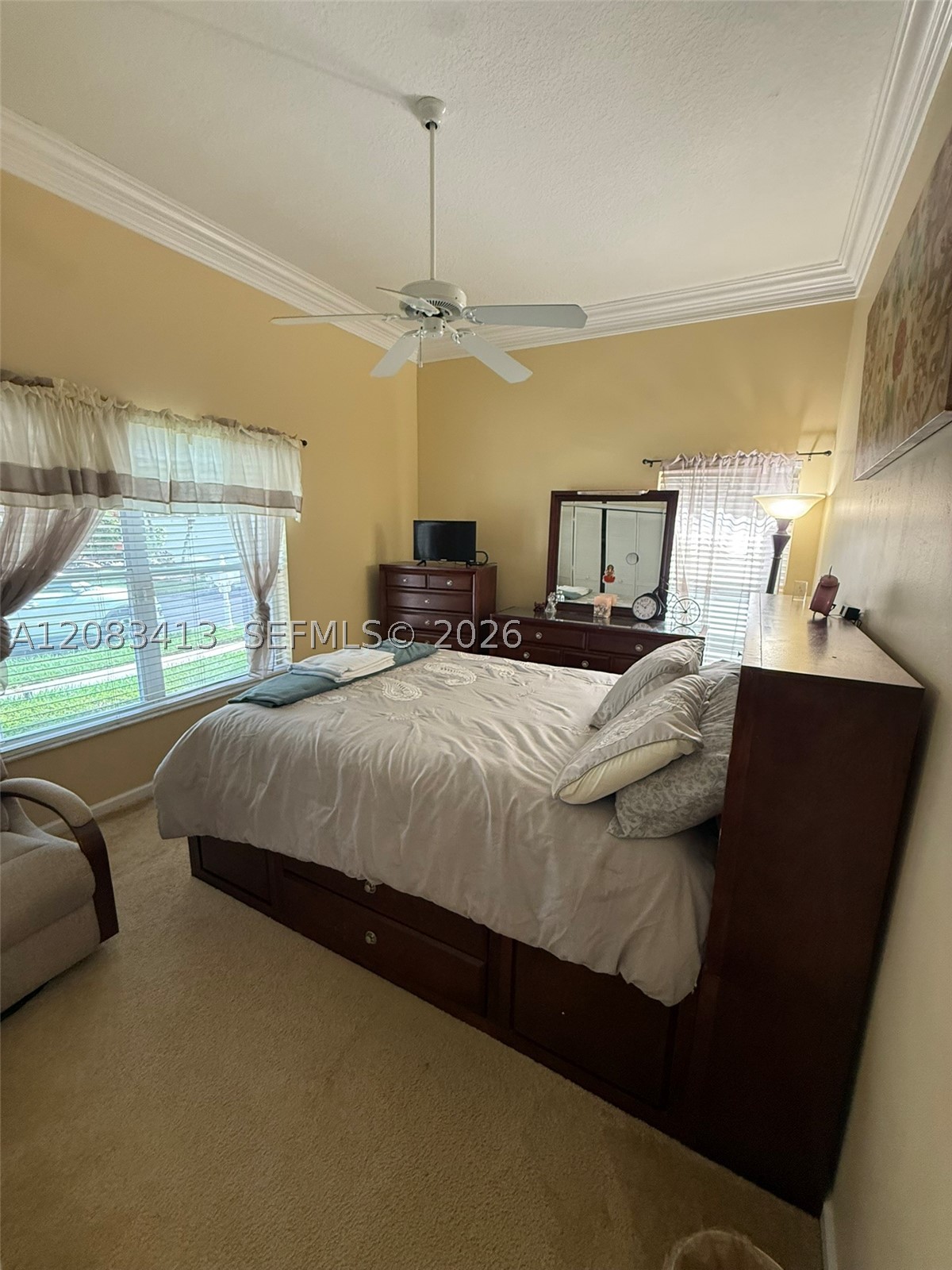 7705 Highlands Cir, Margate FL 33063
