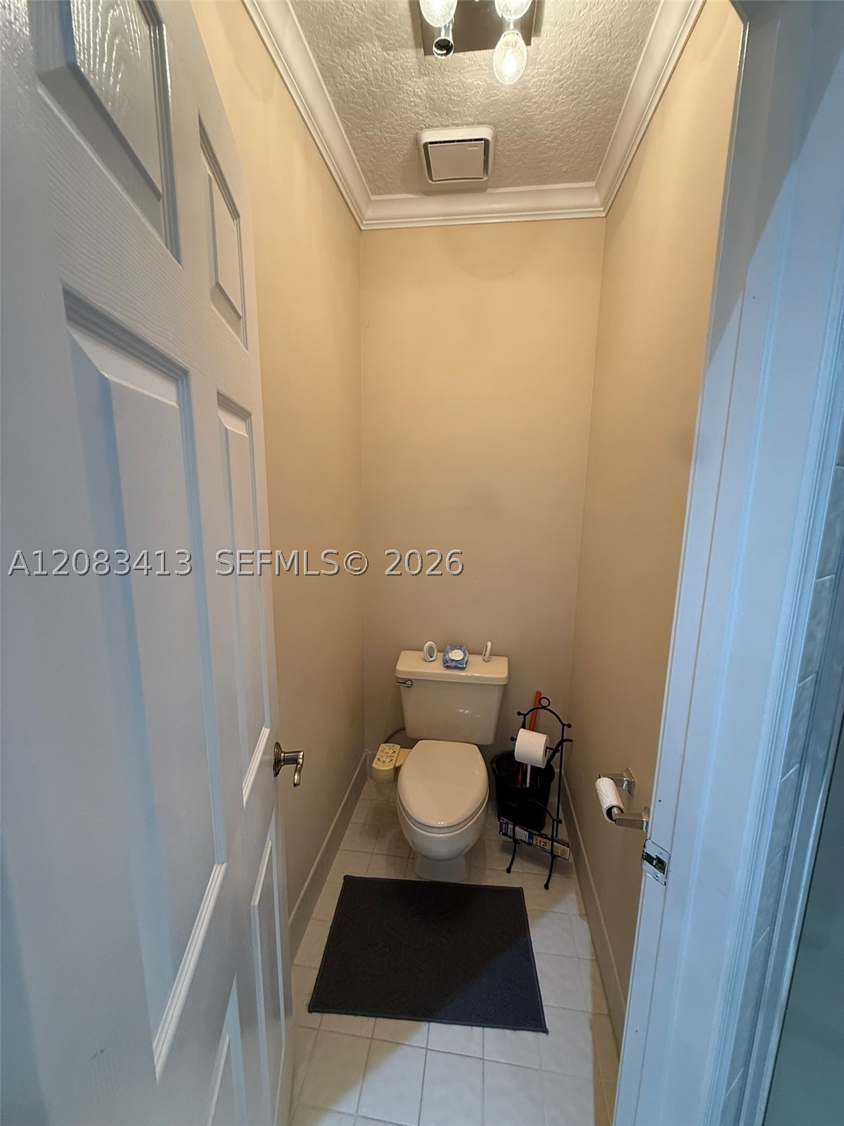 7705 Highlands Cir, Margate FL 33063