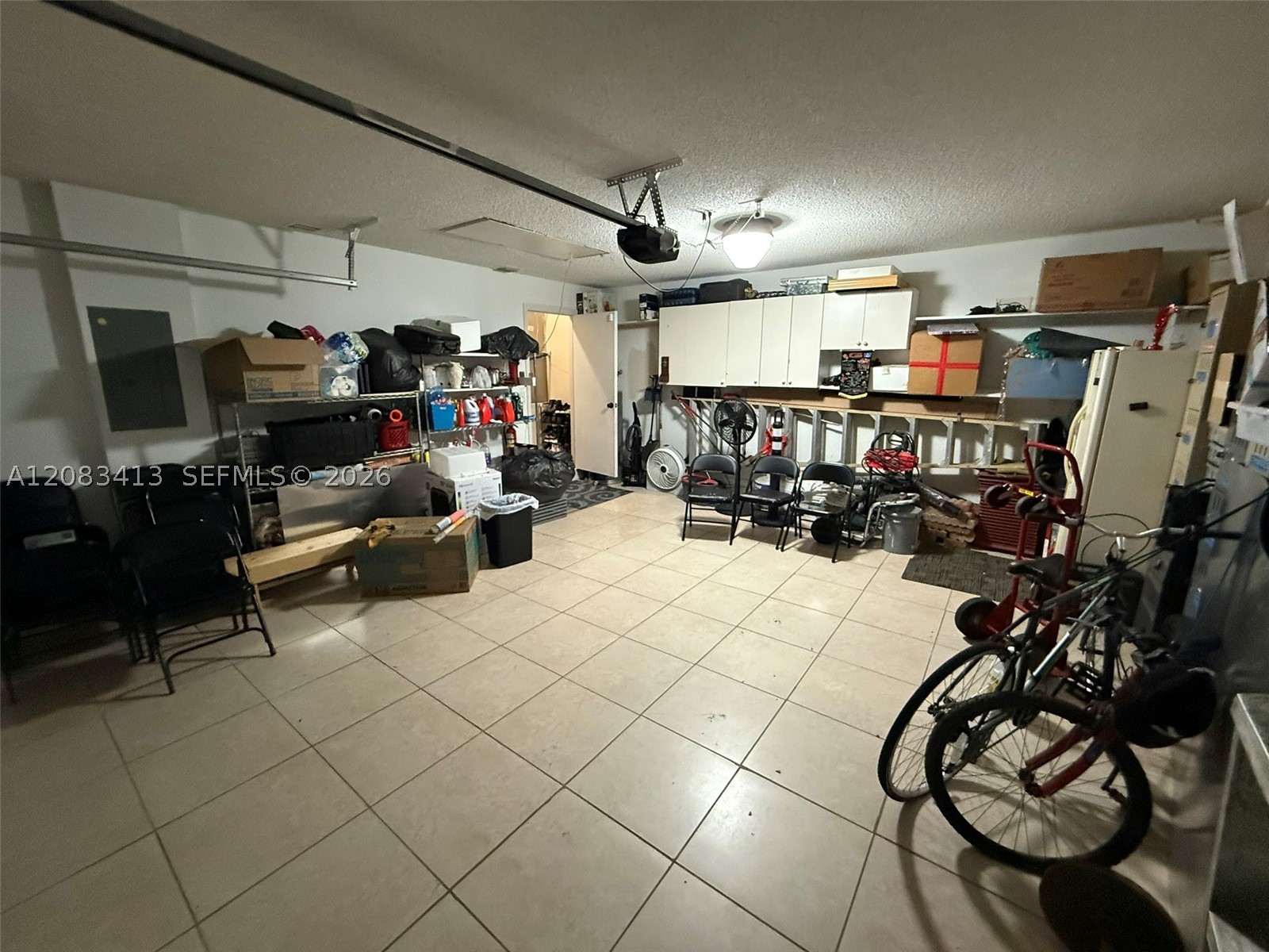 7705 Highlands Cir, Margate FL 33063